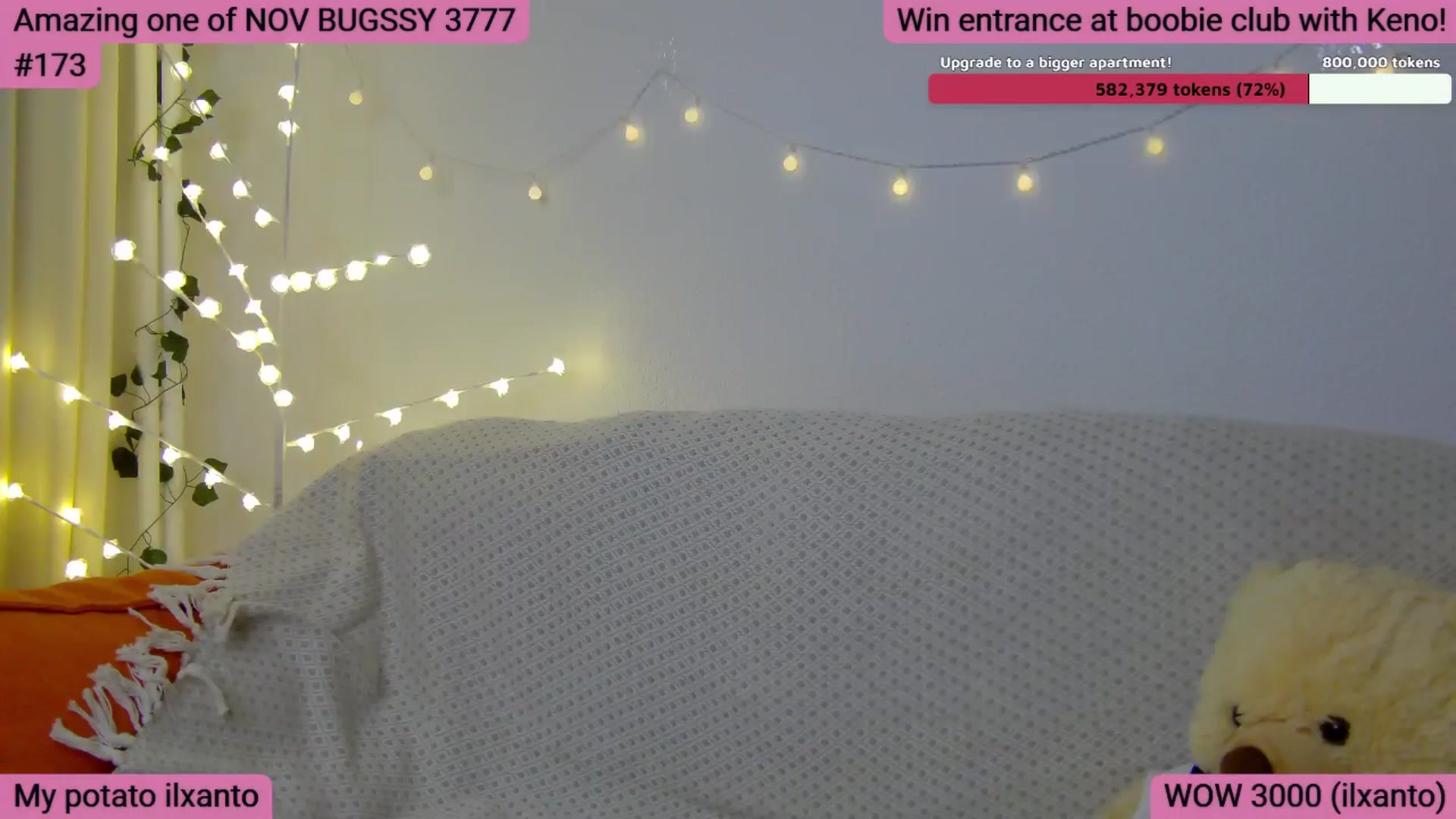 Gallery image thumbnail from SkyV_'s myfreecams stream on, 11/25/2024, 19:32 image 17 of 20