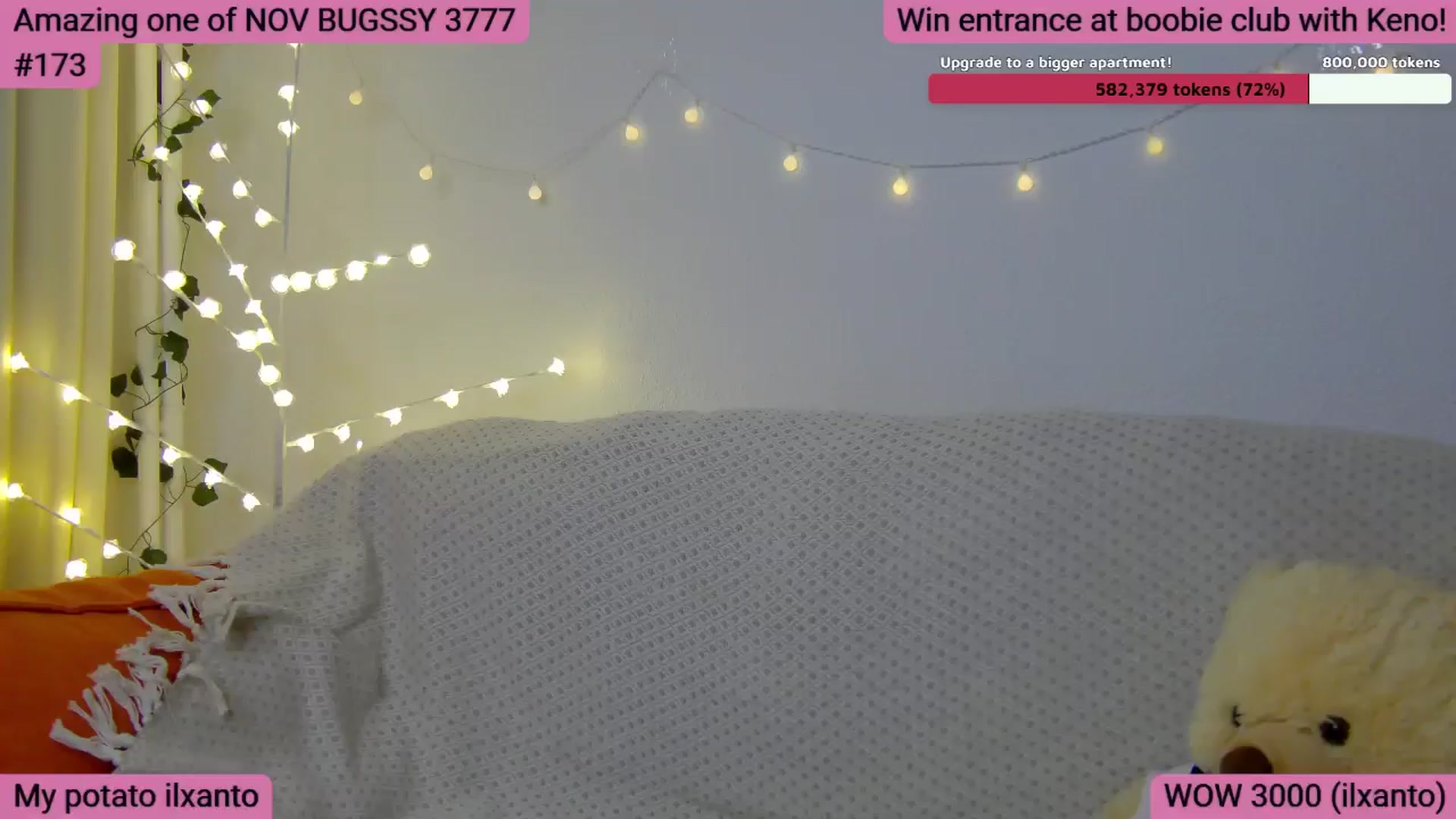 Gallery image thumbnail from SkyV_'s myfreecams stream on, 11/25/2024, 19:32 image 14 of 20