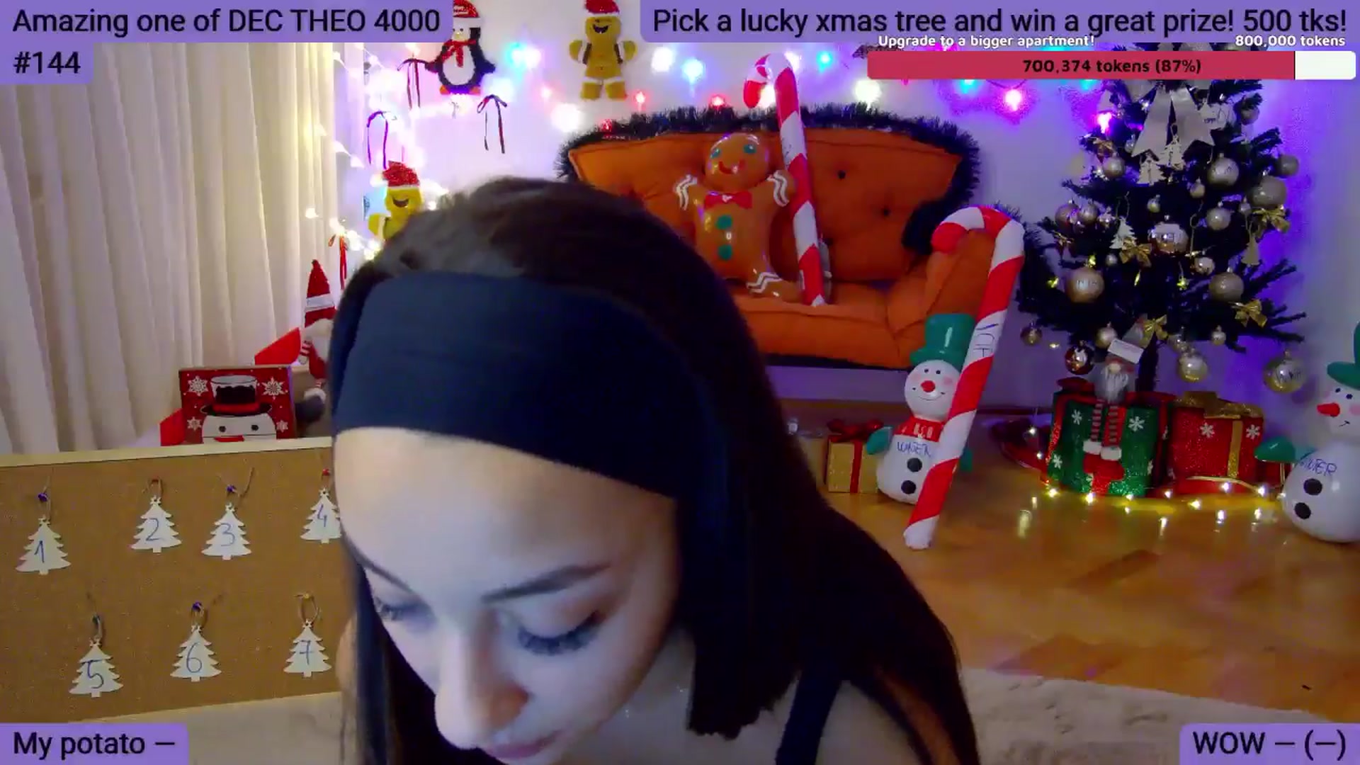 Gallery image thumbnail from SkyV_'s myfreecams stream on, 12/19/2024, 19:43 image 7 of 20