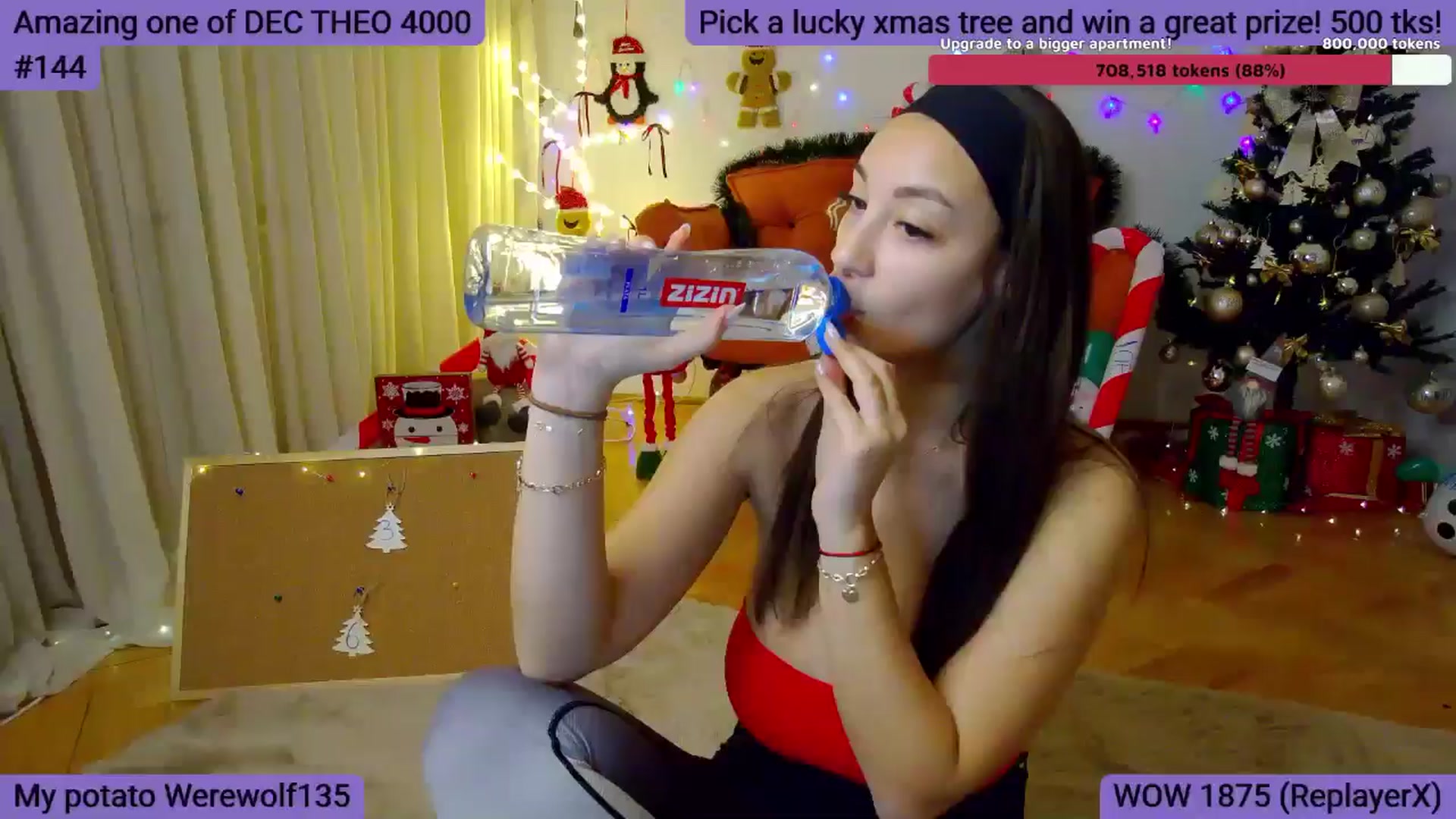 Gallery image thumbnail from SkyV_'s myfreecams stream on, 12/19/2024, 21:23 image 1 of 20