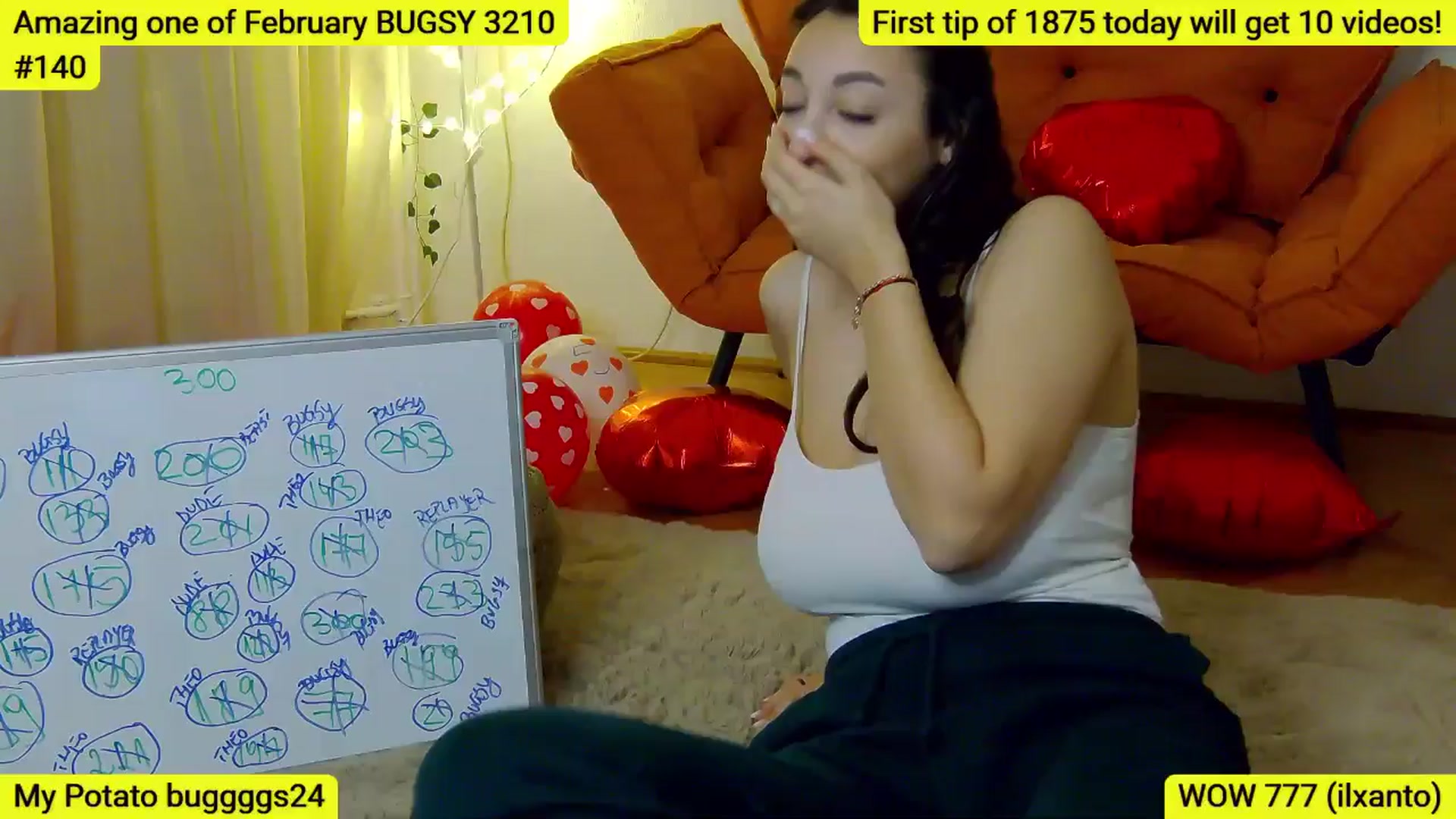 Gallery image thumbnail from SkyV_'s myfreecams stream on, 02/19/2025, 21:22 image 19 of 20