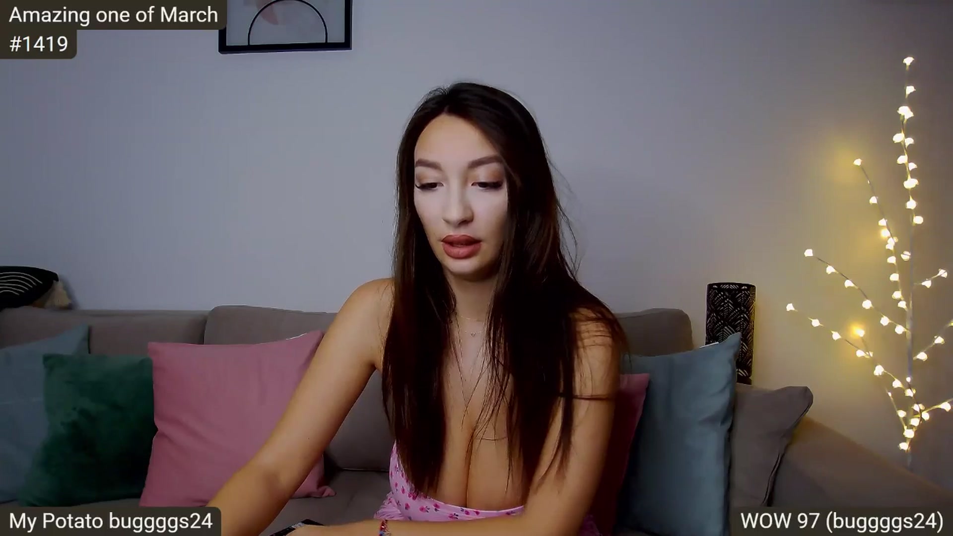 Gallery image thumbnail from SkyV_'s myfreecams stream on, 03/02/2025, 19:34 image 4 of 20