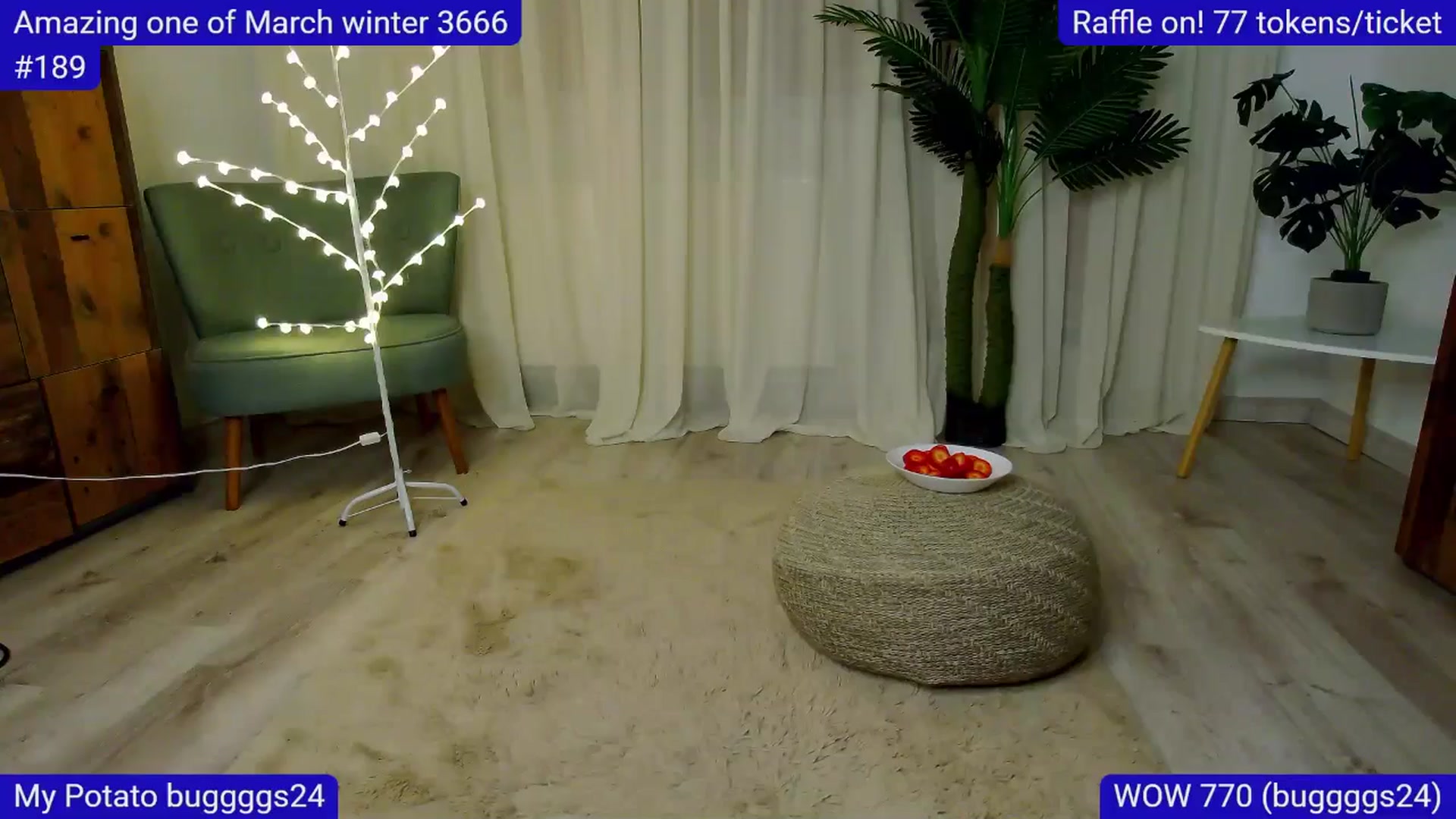 Gallery image thumbnail from SkyV_'s myfreecams stream on, 03/21/2025, 20:25 image 8 of 20
