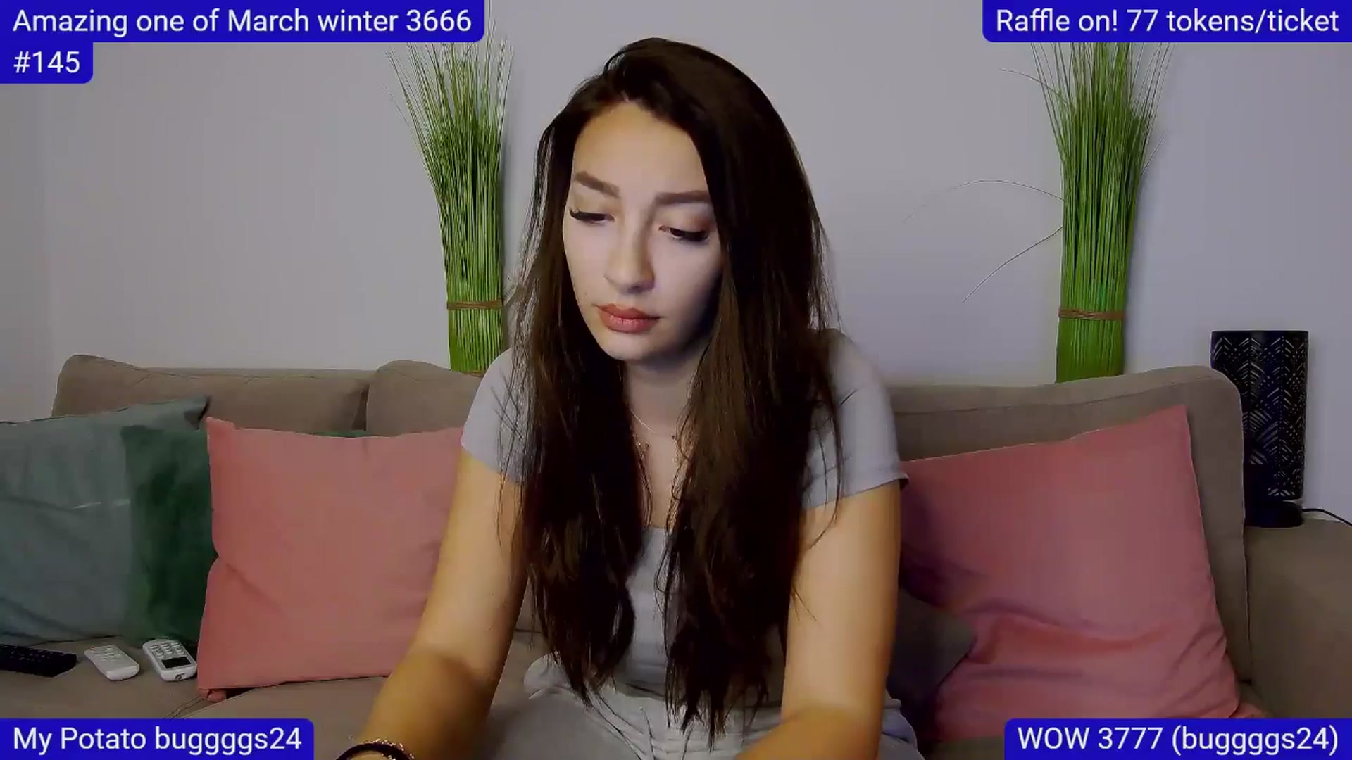 Gallery image thumbnail from SkyV_'s myfreecams stream on, 03/23/2025, 22:14 image 15 of 20