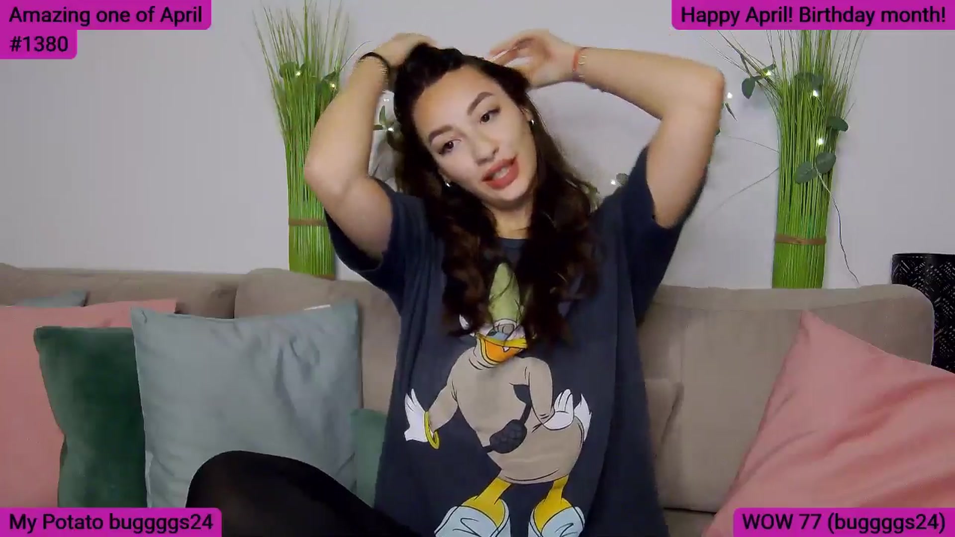Gallery image thumbnail from SkyV_'s myfreecams stream on, 04/01/2025, 18:19 image 2 of 20