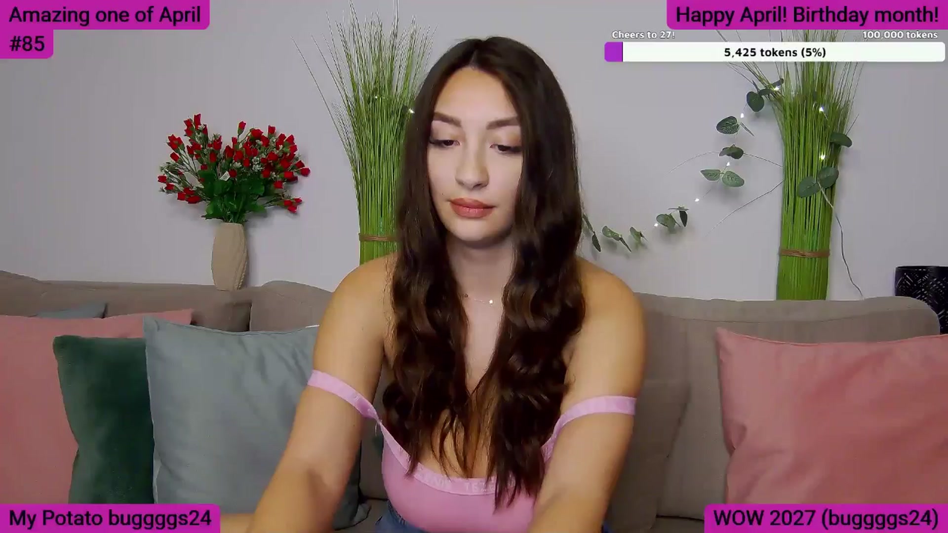 Gallery image thumbnail from SkyV_'s myfreecams stream on, 04/01/2025, 19:23 image 6 of 20