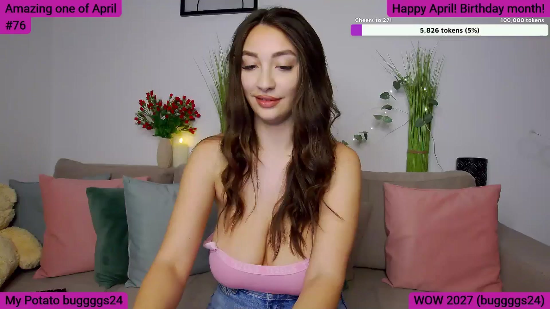 Gallery image thumbnail from SkyV_'s myfreecams stream on, 04/01/2025, 20:04 image 14 of 20