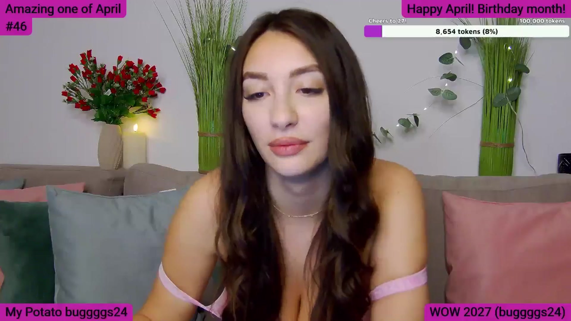 Gallery image thumbnail from SkyV_'s myfreecams stream on, 04/01/2025, 21:06 image 12 of 20