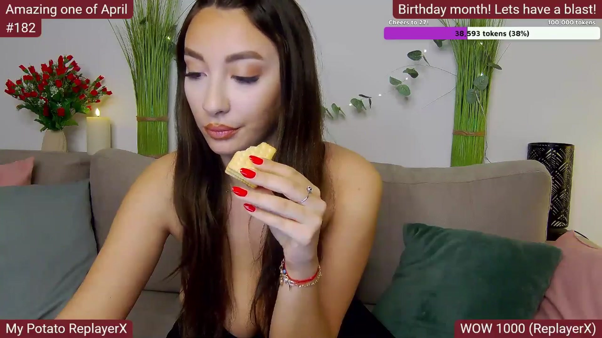 Gallery image thumbnail from SkyV_'s myfreecams stream on, 04/10/2025, 20:16 image 9 of 20