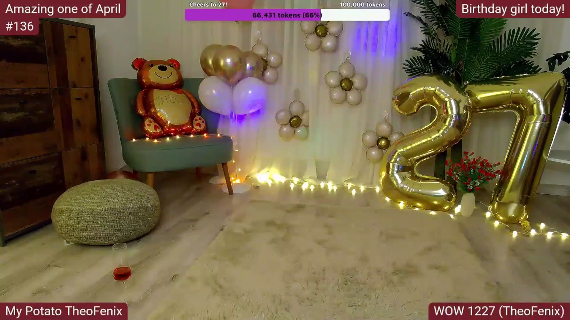 Gallery image thumbnail from SkyV_'s myfreecams stream on, 04/13/2025, 20:03 image 17 of 20