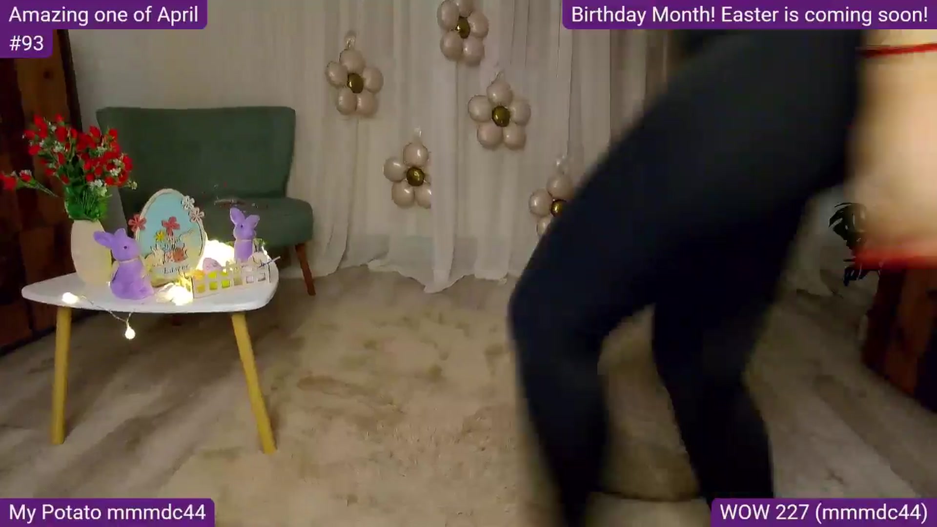 Gallery image thumbnail from SkyV_'s myfreecams stream on, 04/16/2025, 18:38 image 11 of 20