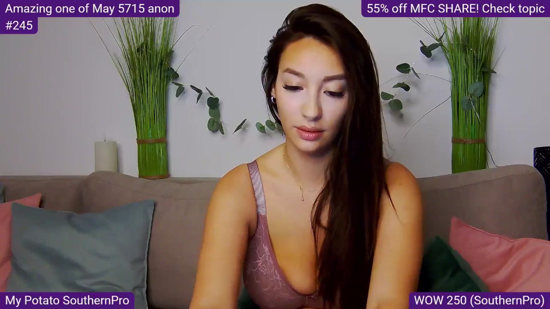 Gallery image thumbnail from SkyV_'s myfreecams stream on, 05/05/2025, 20:55 image 5 of 20