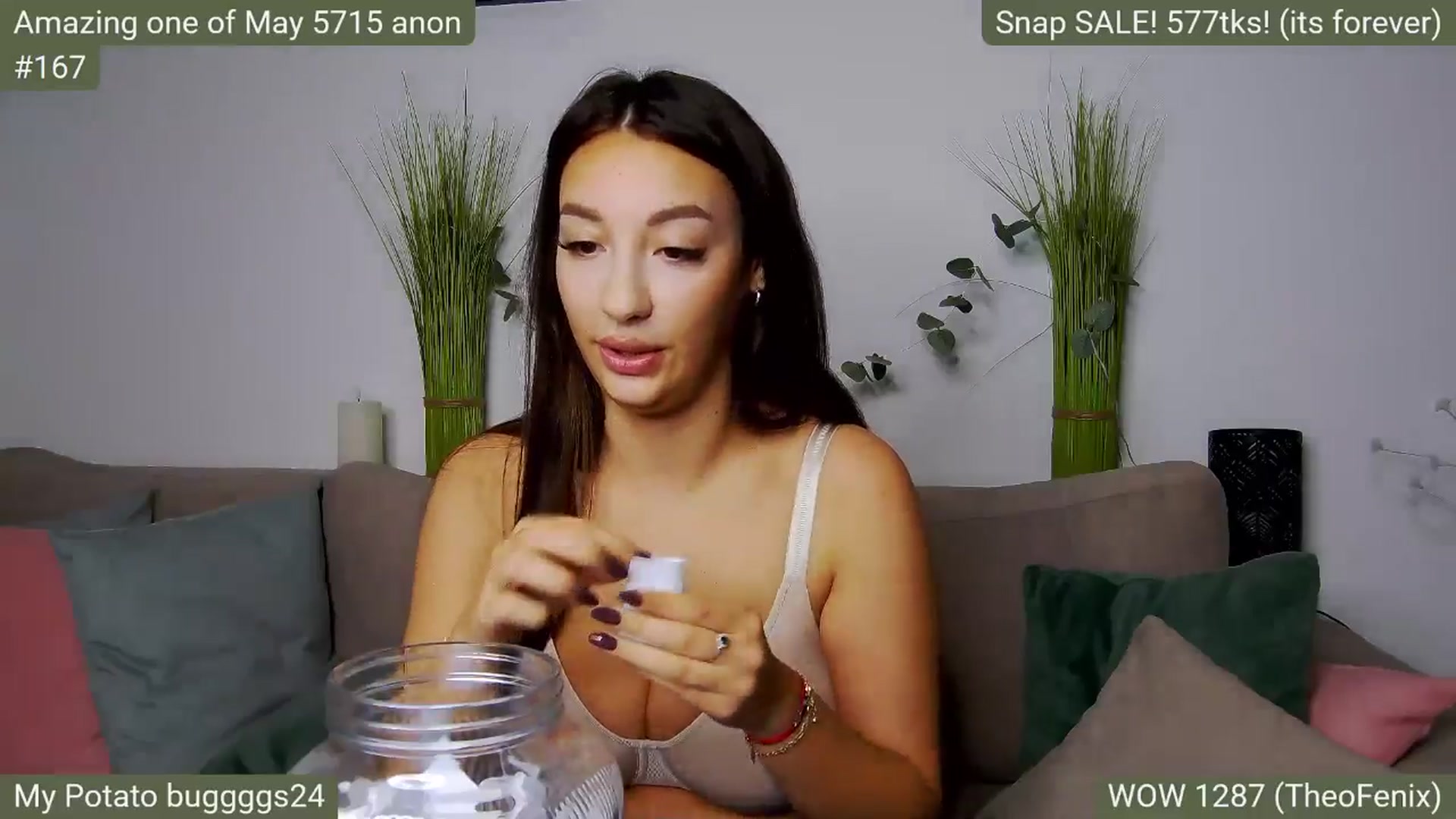 Gallery image thumbnail from SkyV_'s myfreecams stream on, 05/15/2025, 22:10 image 6 of 20