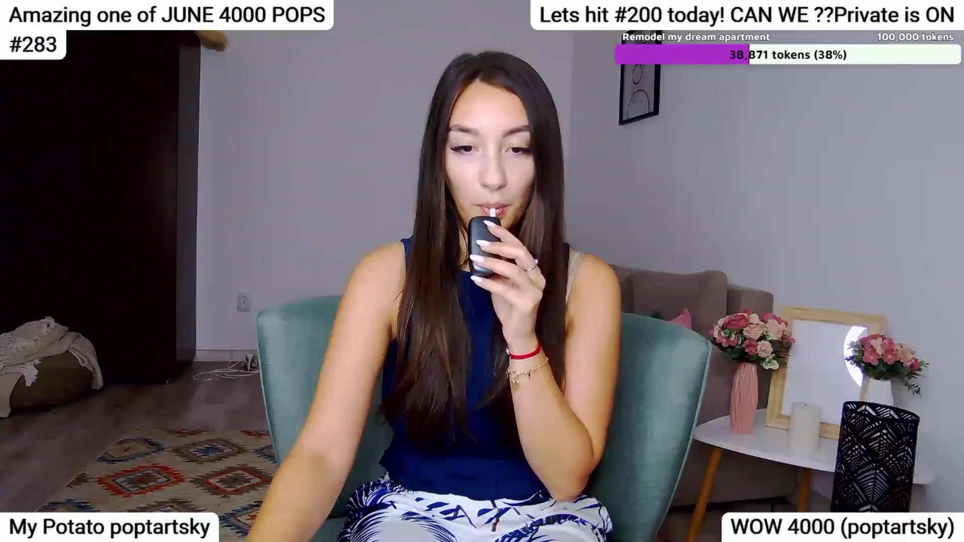 Gallery image thumbnail from SkyV_'s myfreecams stream on, 06/13/2025, 16:33 image 13 of 20