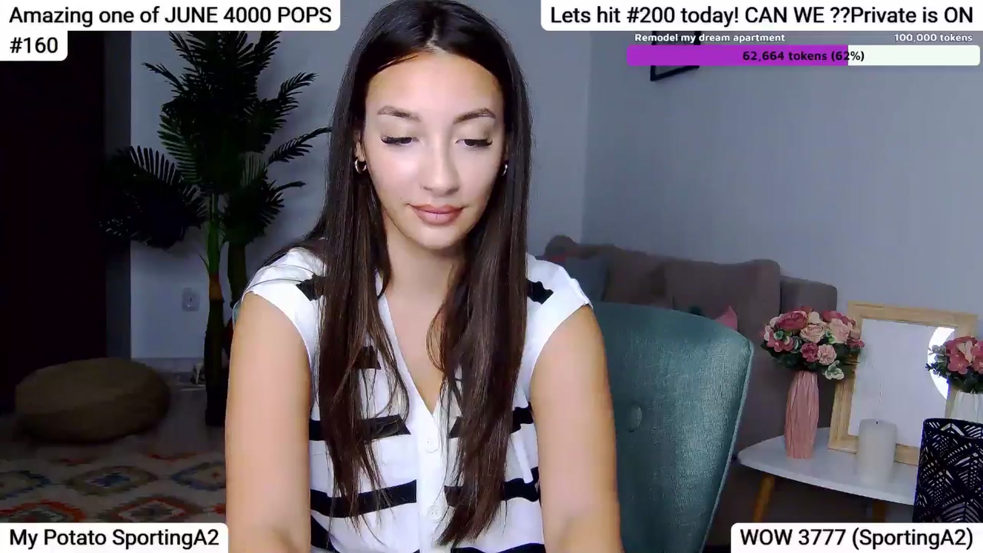 Gallery image thumbnail from SkyV_'s myfreecams stream on, 06/15/2025, 22:01 image 12 of 20