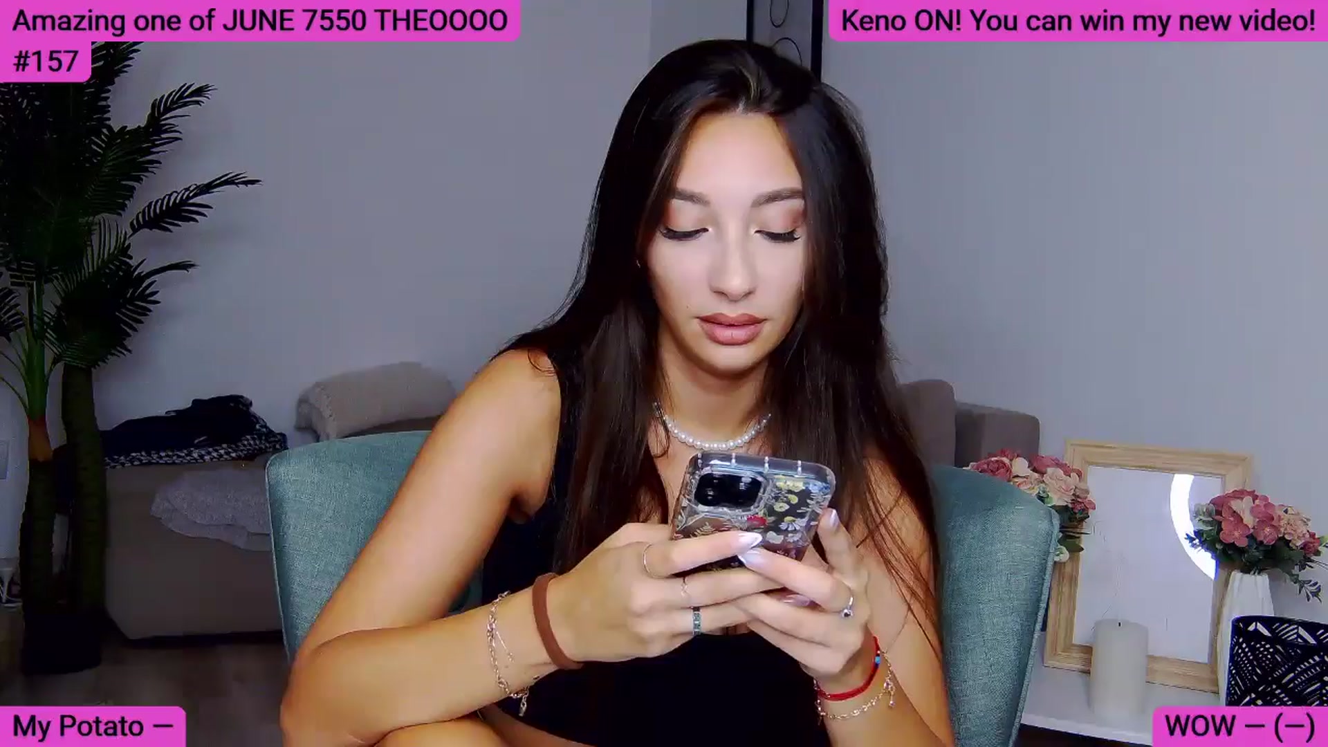 Gallery image thumbnail from SkyV_'s myfreecams stream on, 06/27/2025, 17:28 image 1 of 20