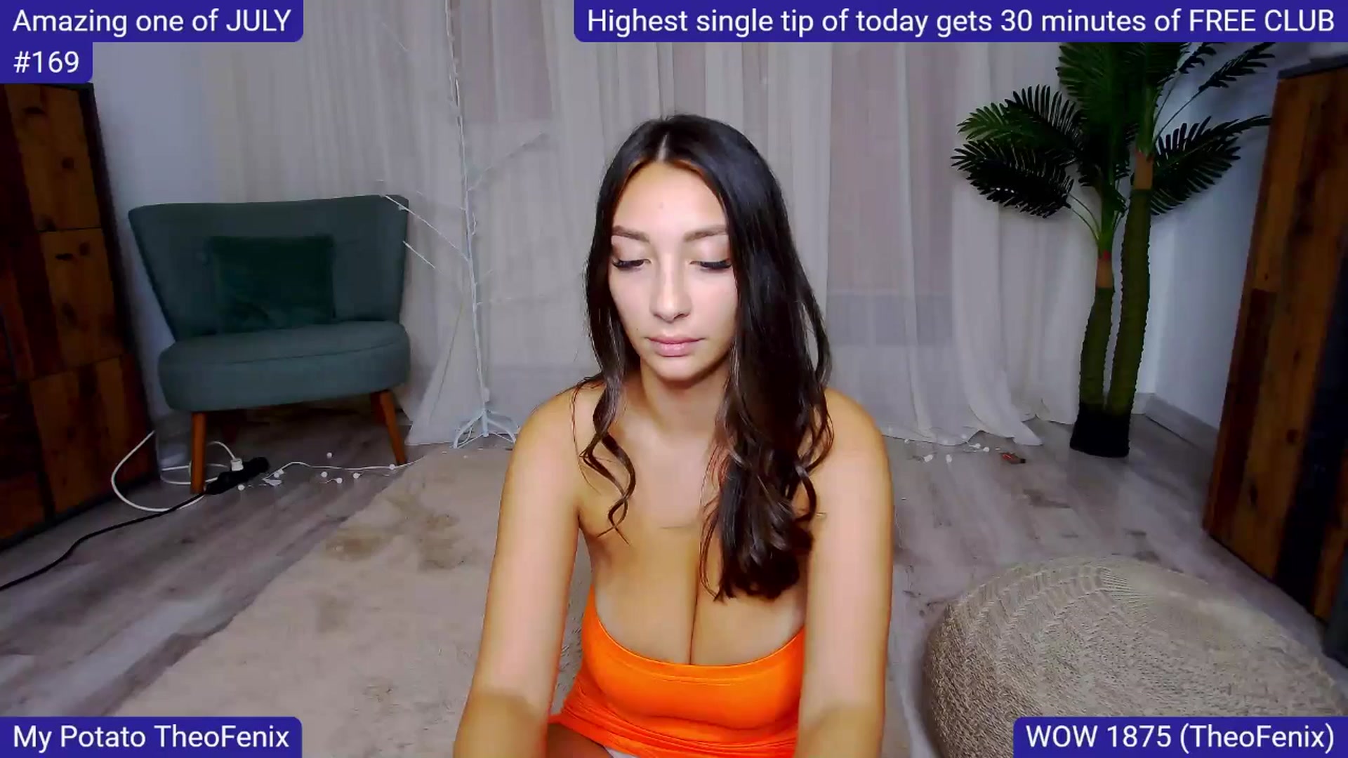 Gallery image thumbnail from SkyV_'s myfreecams stream on, 07/02/2025, 19:08 image 11 of 20