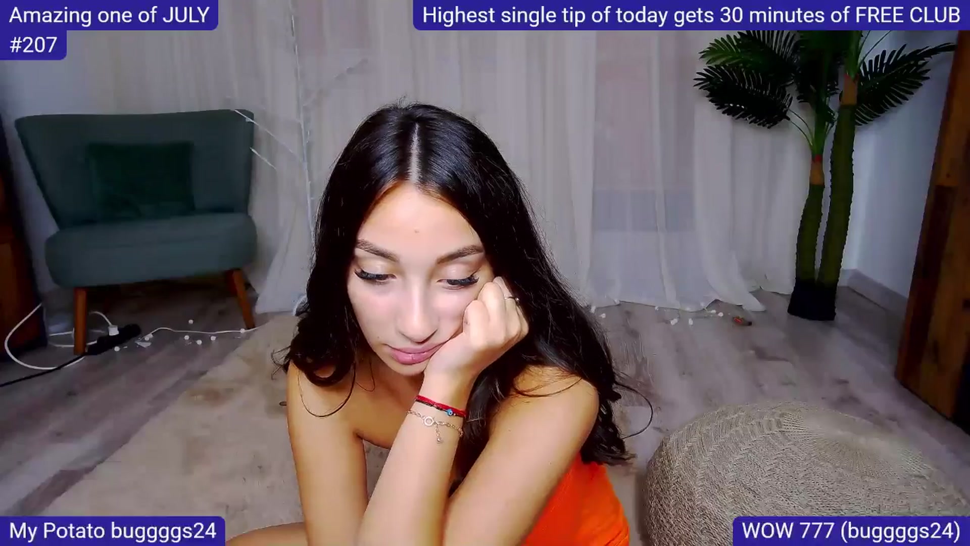 Gallery image thumbnail from SkyV_'s myfreecams stream on, 07/02/2025, 19:08 image 3 of 20