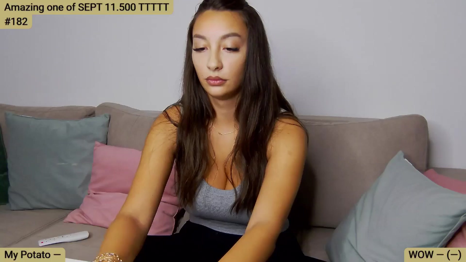 Gallery image thumbnail from SkyV_'s myfreecams stream on, 09/17/2025, 20:14 image 1 of 20