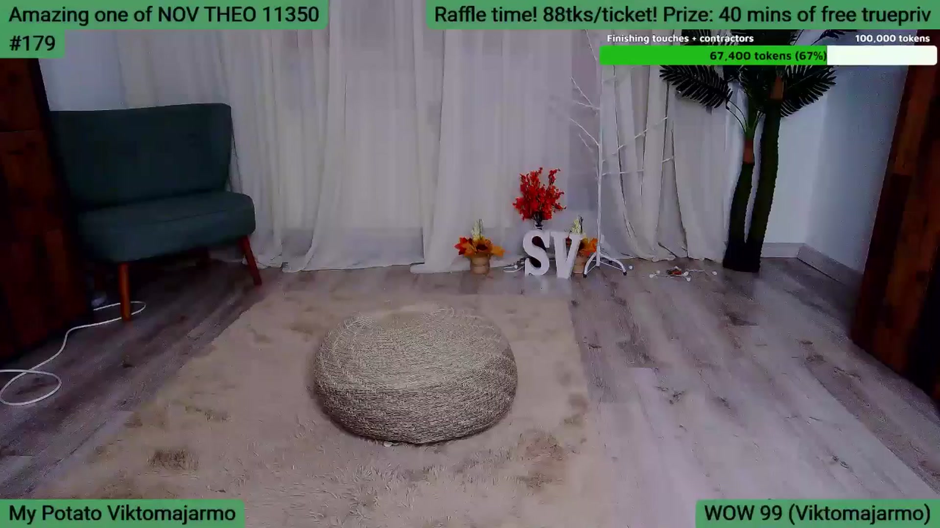 Gallery image thumbnail from SkyV_'s myfreecams stream on, 11/17/2025, 20:39 image 10 of 20