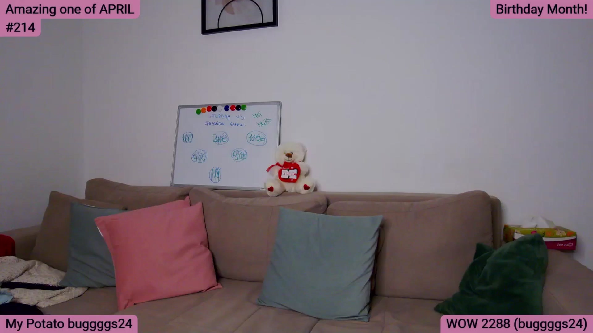 Gallery image thumbnail from SkyV_'s myfreecams stream on, 04/01/2026, 19:28 image 11 of 20