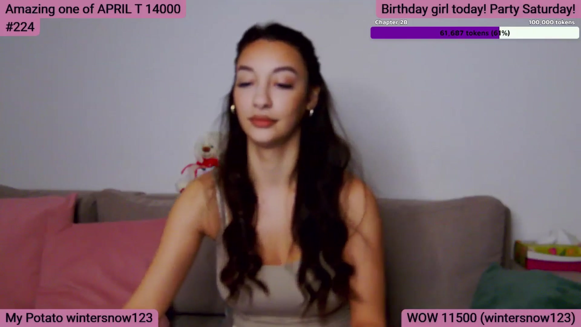 Gallery image thumbnail from SkyV_'s myfreecams stream on, 04/14/2026, 18:48 image 3 of 20