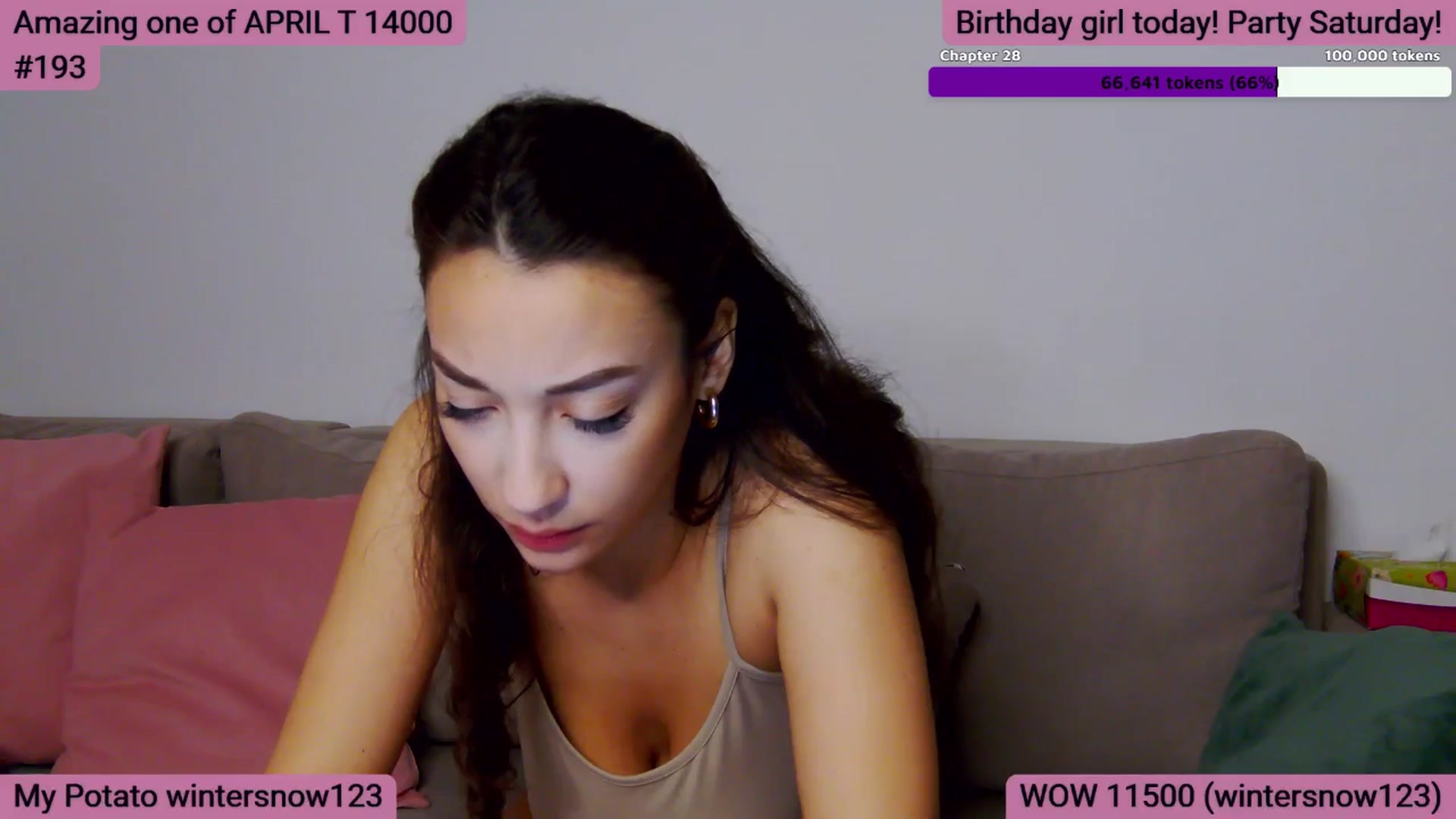Gallery image thumbnail from SkyV_'s myfreecams stream on, 04/14/2026, 18:48 image 15 of 20