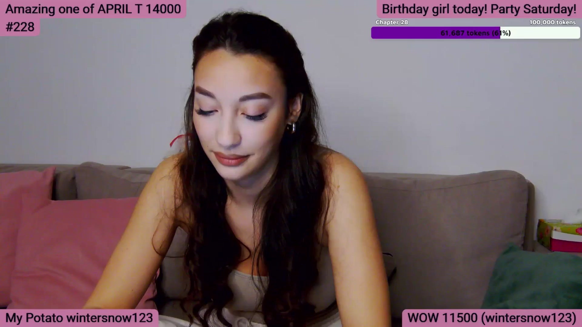 Gallery image thumbnail from SkyV_'s myfreecams stream on, 04/14/2026, 18:48 image 1 of 20