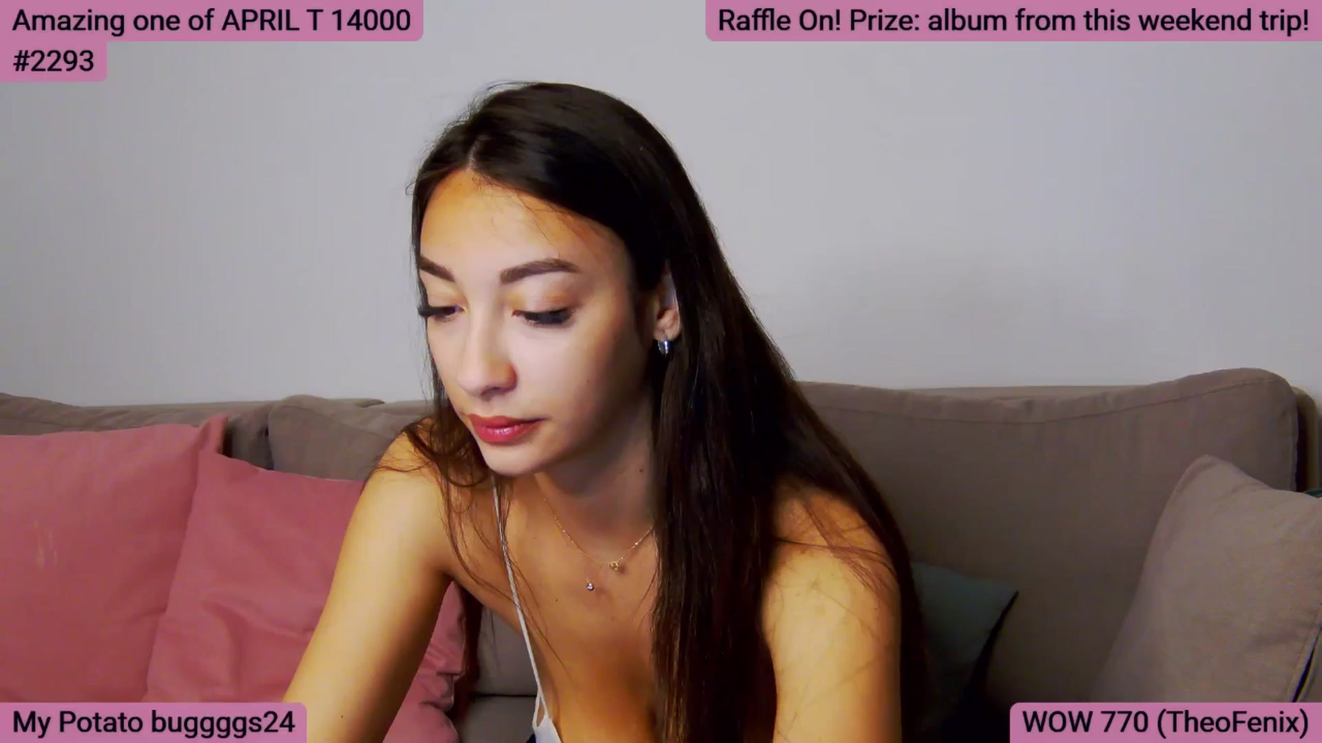 Gallery image thumbnail from SkyV_'s myfreecams stream on, 05/06/2026, 03:56 image 17 of 20