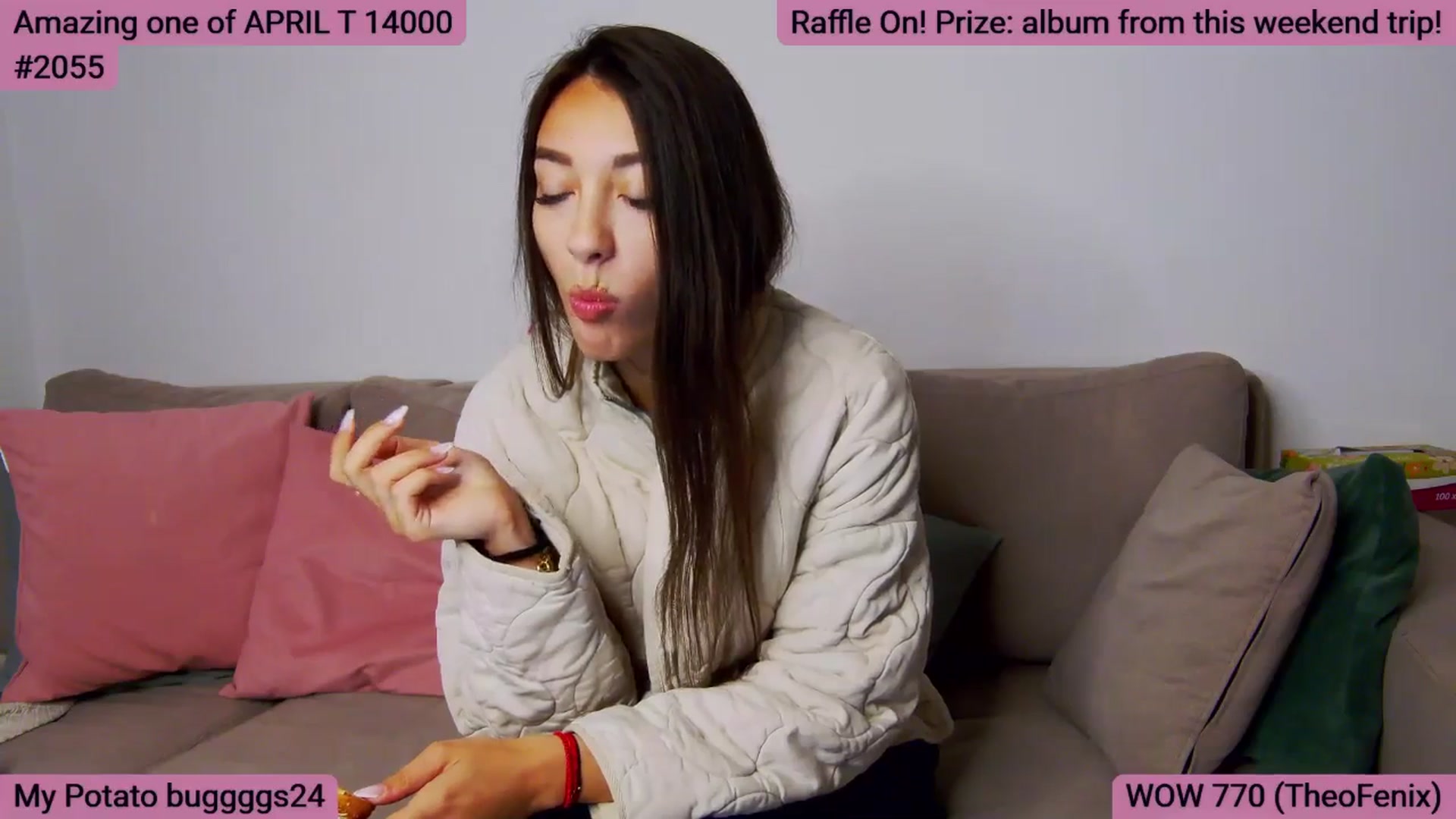 Gallery image thumbnail from SkyV_'s myfreecams stream on, 05/06/2026, 04:21 image 19 of 20