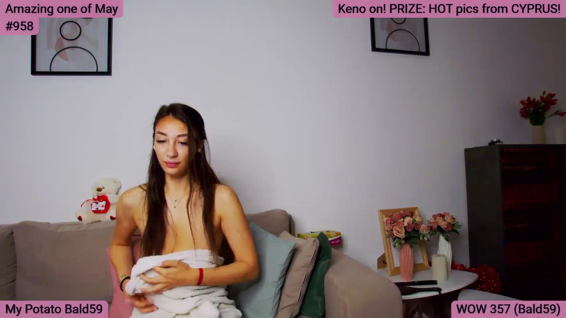 Gallery image thumbnail from SkyV_'s myfreecams stream on, 05/08/2026, 04:13 image 15 of 20