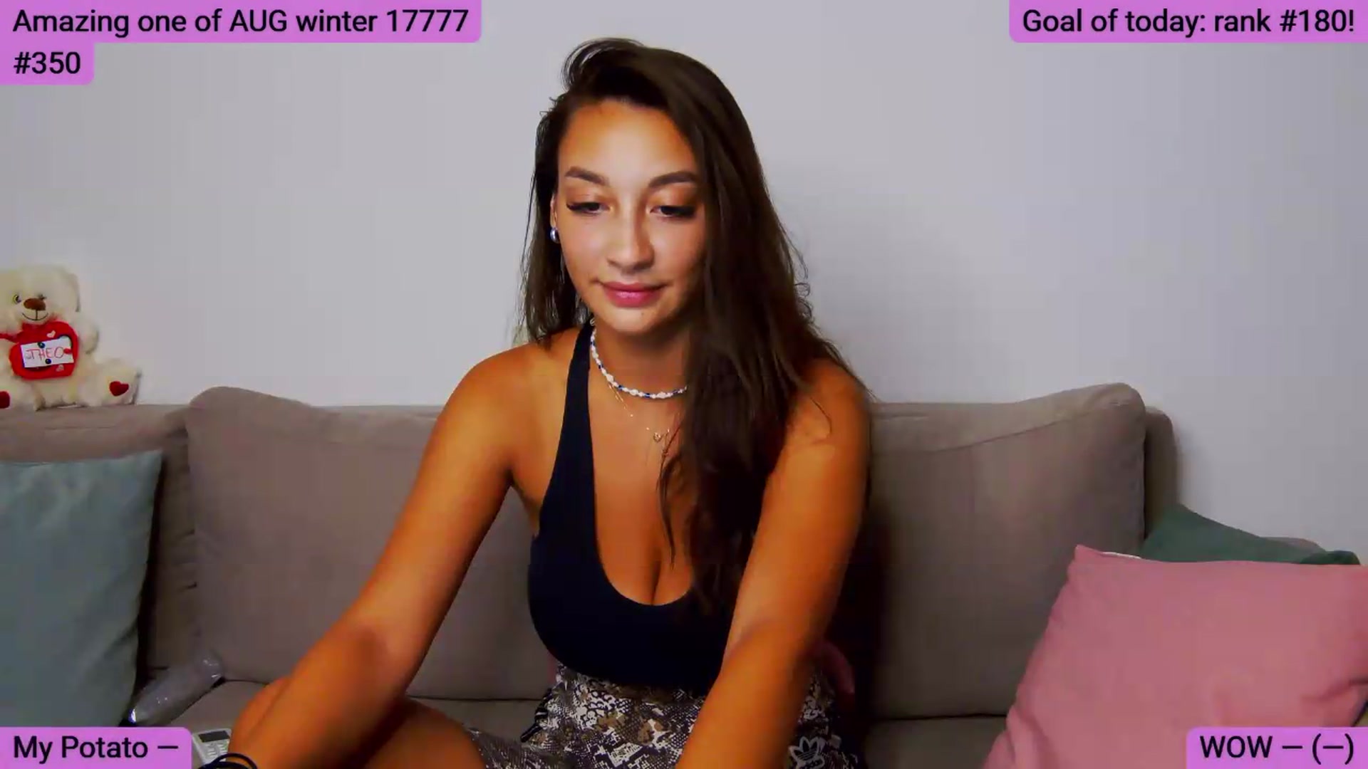 Gallery image thumbnail from SkyV_'s myfreecams stream on, 08/24/2026, 17:04 image 16 of 20