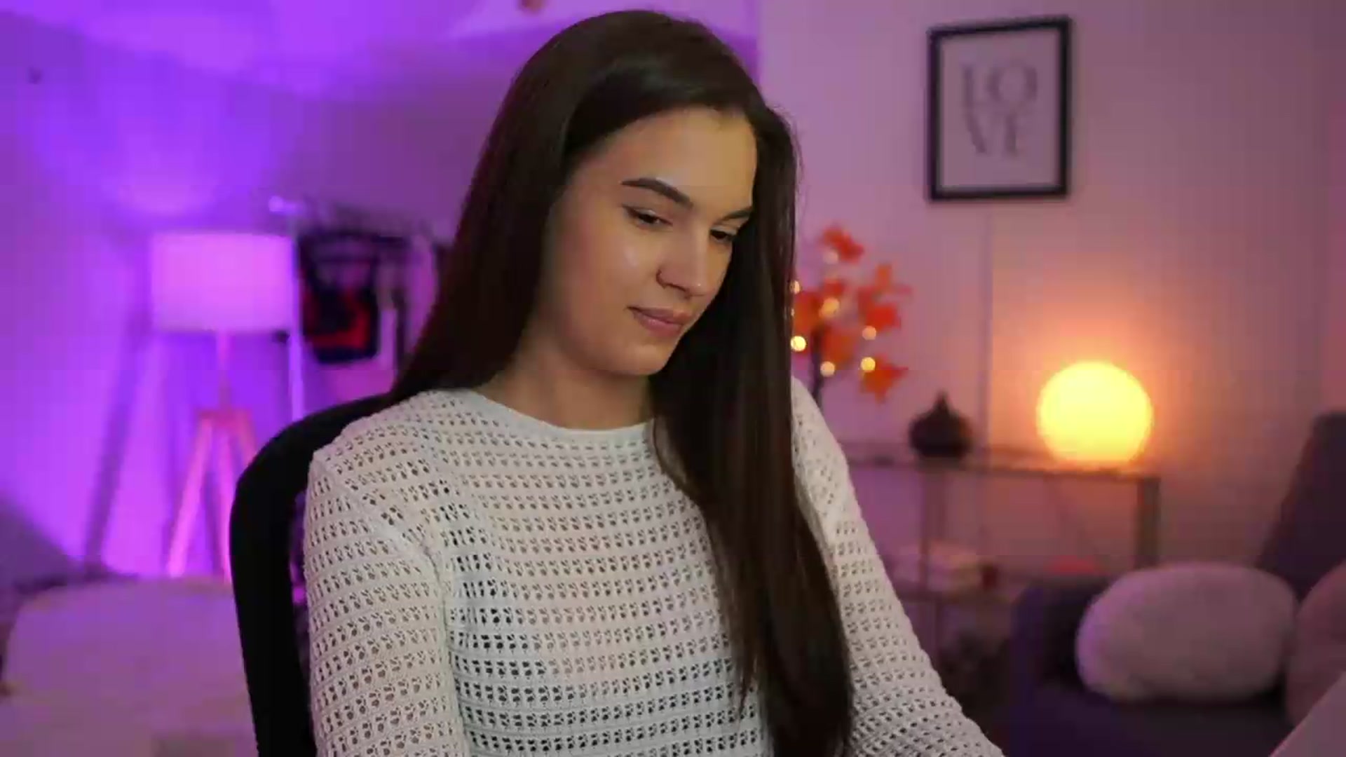 Gallery image thumbnail from Sky_Kate's myfreecams stream on, 09/06/2026, 20:26 image 14 of 20