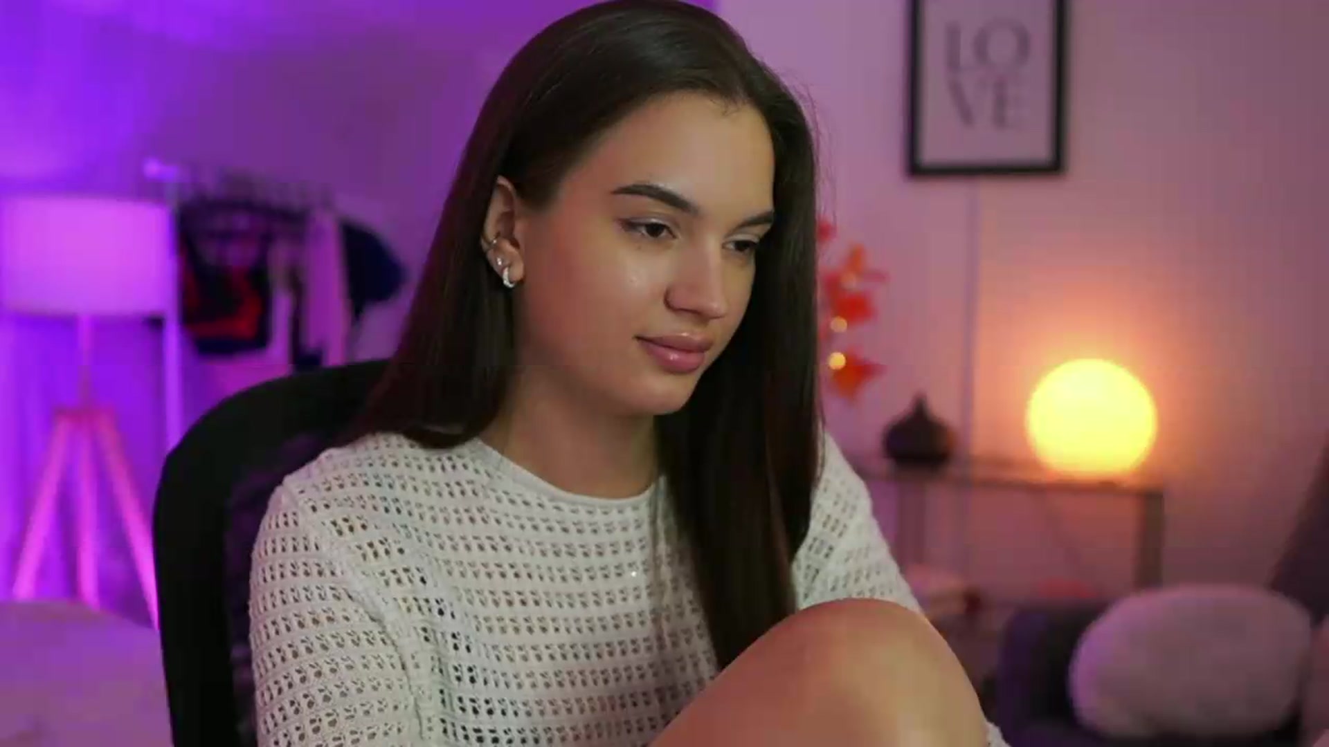 Gallery image thumbnail from Sky_Kate's myfreecams stream on, 09/06/2026, 21:57 image 6 of 20