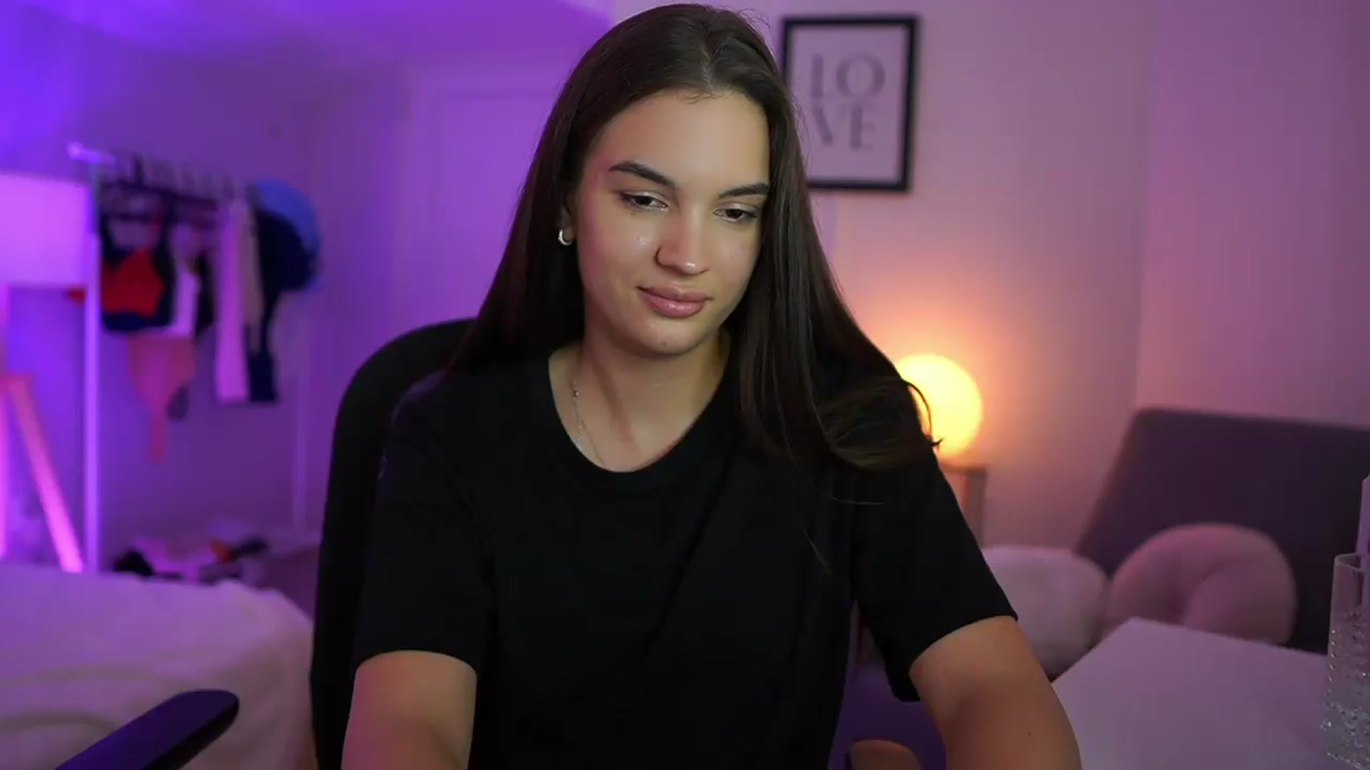 Gallery image thumbnail from Sky_Kate's myfreecams stream on, 09/08/2026, 21:48 image 8 of 20
