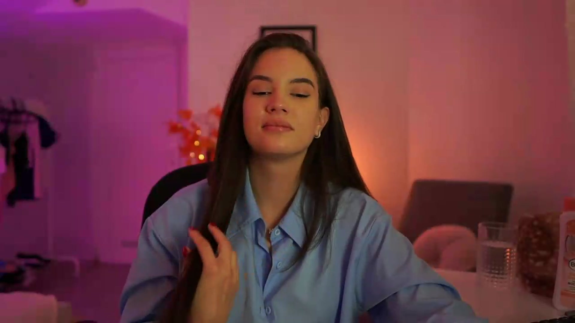 Gallery image thumbnail from Sky_Kate's myfreecams stream on, 09/12/2026, 19:35 image 20 of 20