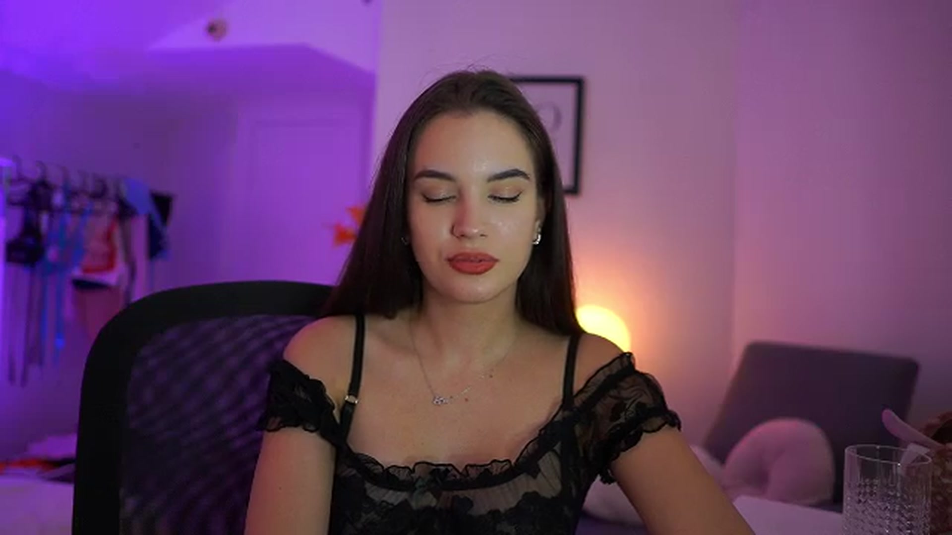 Gallery image thumbnail from Sky_Kate's myfreecams stream on, 09/13/2026, 23:12 image 7 of 20