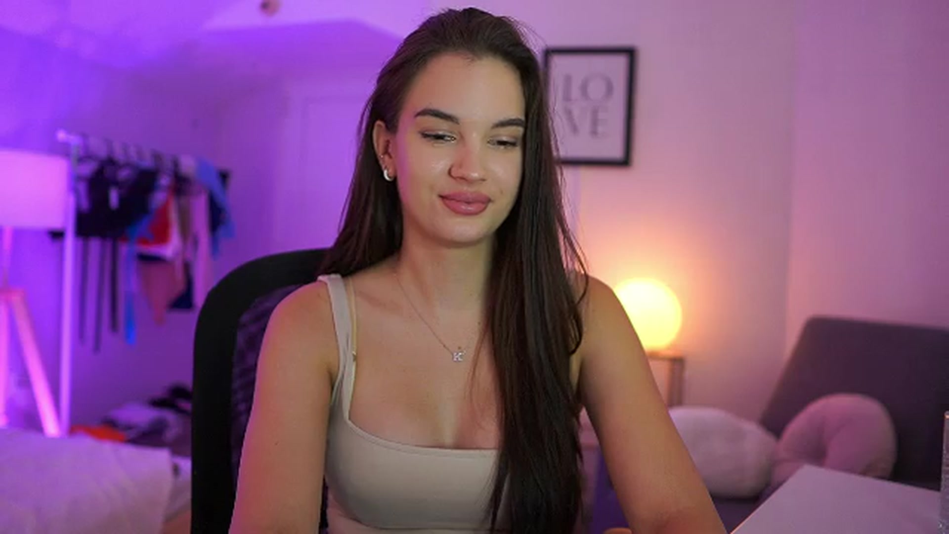 Gallery image thumbnail from Sky_Kate's myfreecams stream on, 09/15/2026, 19:25 image 11 of 20