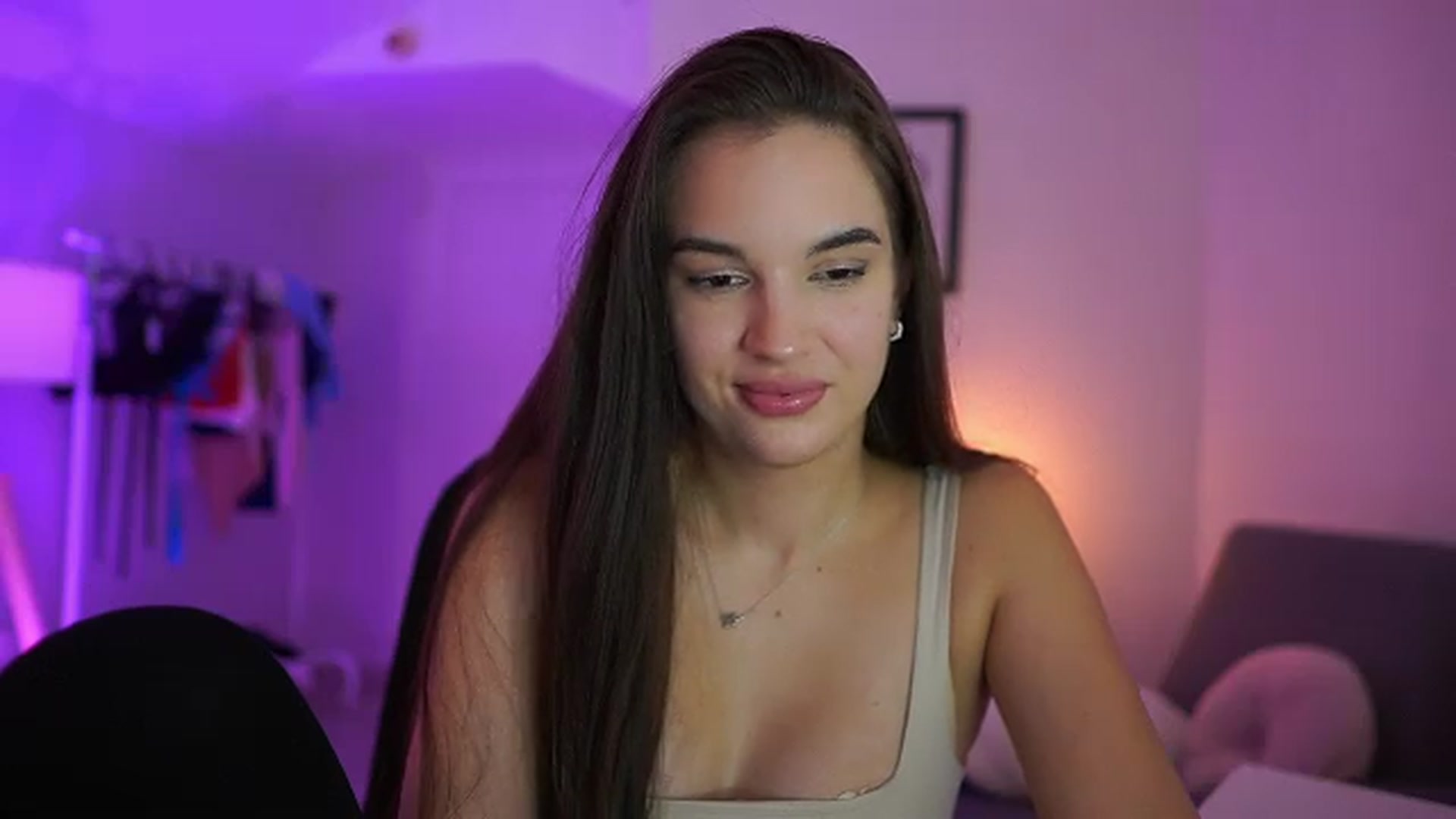 Gallery image thumbnail from Sky_Kate's myfreecams stream on, 09/15/2026, 21:36 image 17 of 20