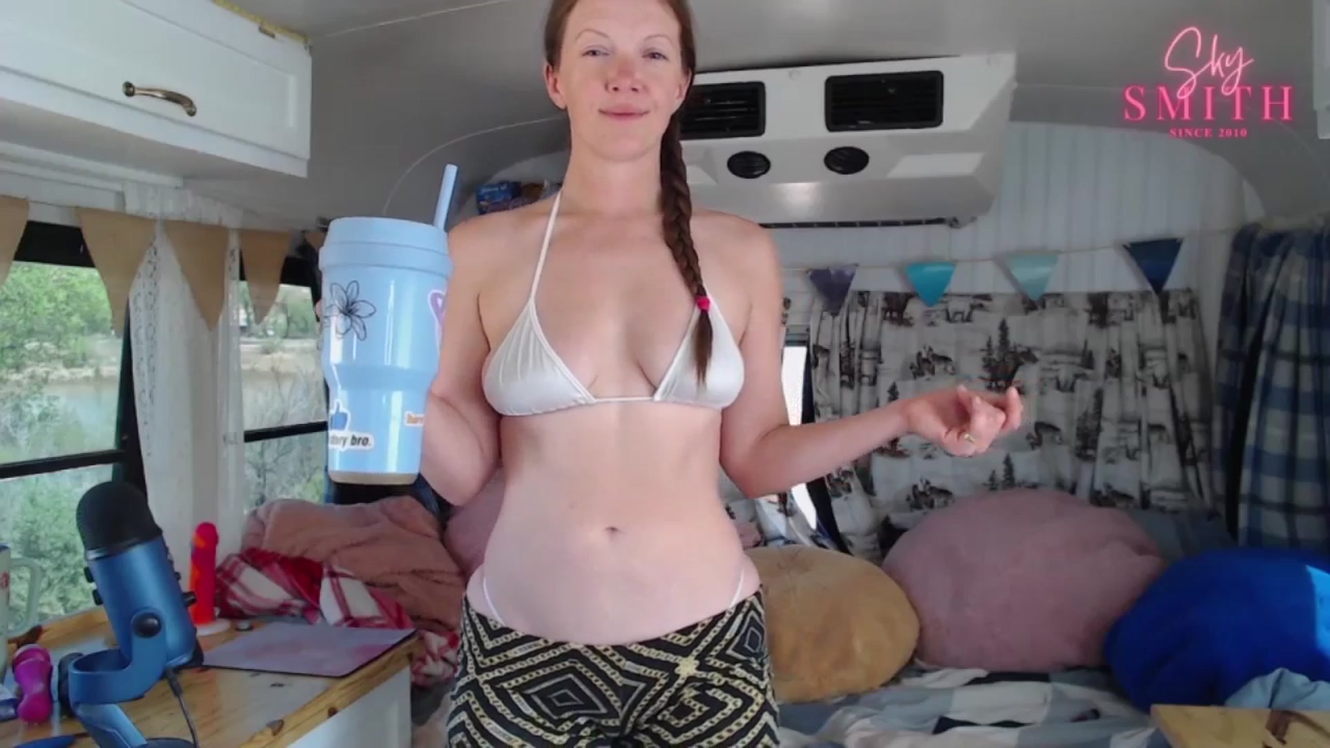 Gallery image thumbnail from Sky_Smith's myfreecams stream on, 04/28/2024, 20:09 image 5 of 20