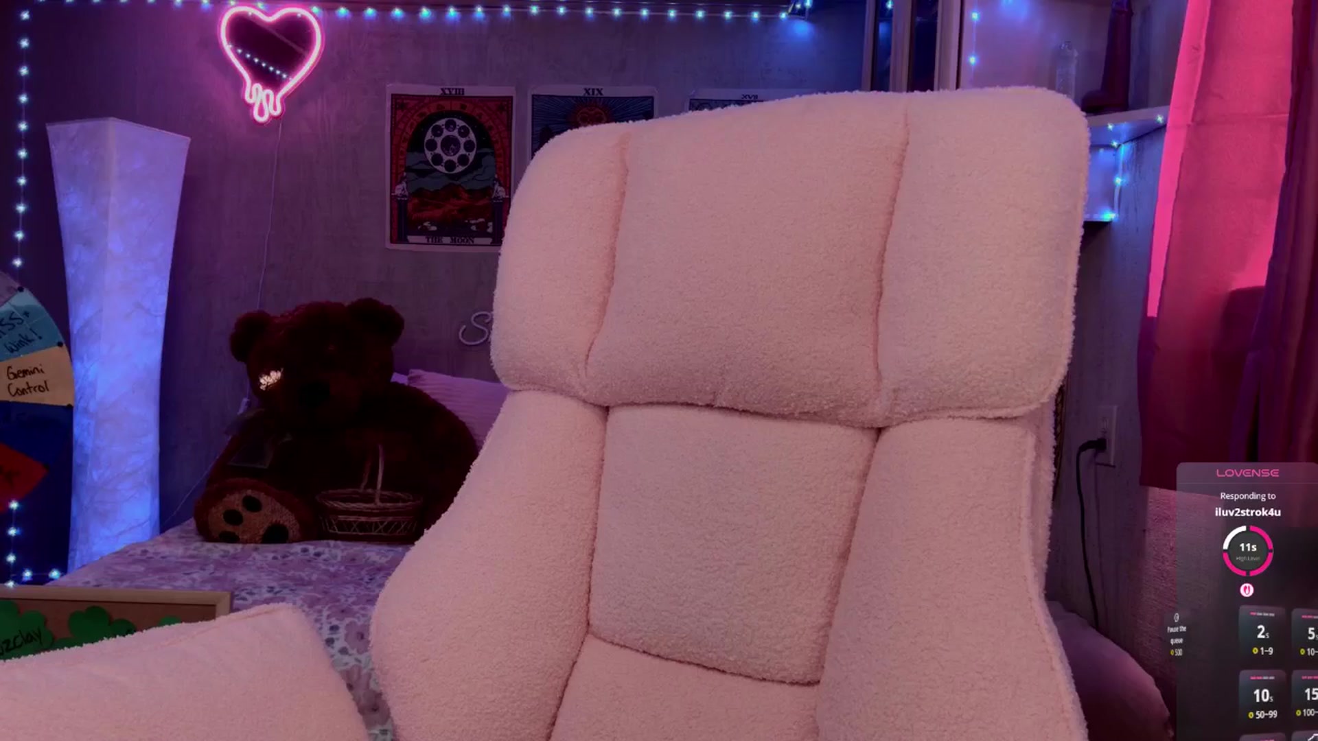 Gallery image thumbnail from Skybaby69's myfreecams stream on, 03/16/2026, 04:19 image 1 of 20