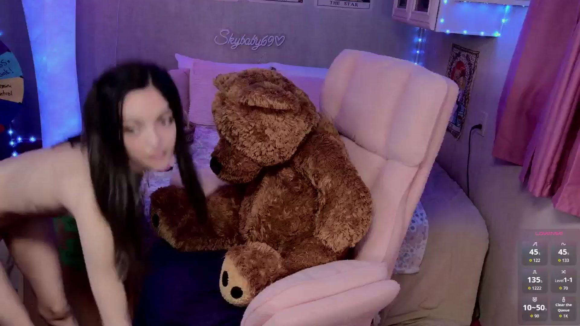 Gallery image thumbnail from Skybaby69's myfreecams stream on, 03/16/2026, 04:42 image 1 of 20