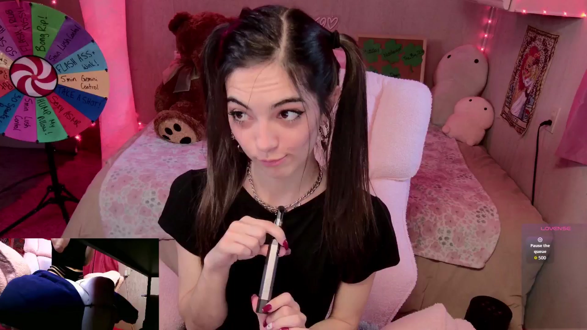 Gallery image thumbnail from Skybaby69's myfreecams stream on, 03/17/2026, 04:15 image 5 of 20