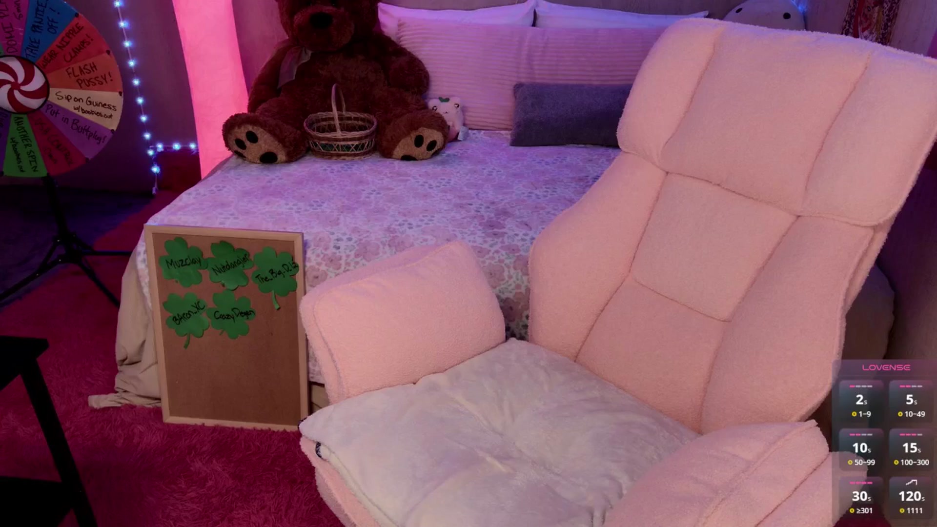 Gallery image thumbnail from Skybaby69's myfreecams stream on, 03/31/2026, 04:51 image 4 of 20