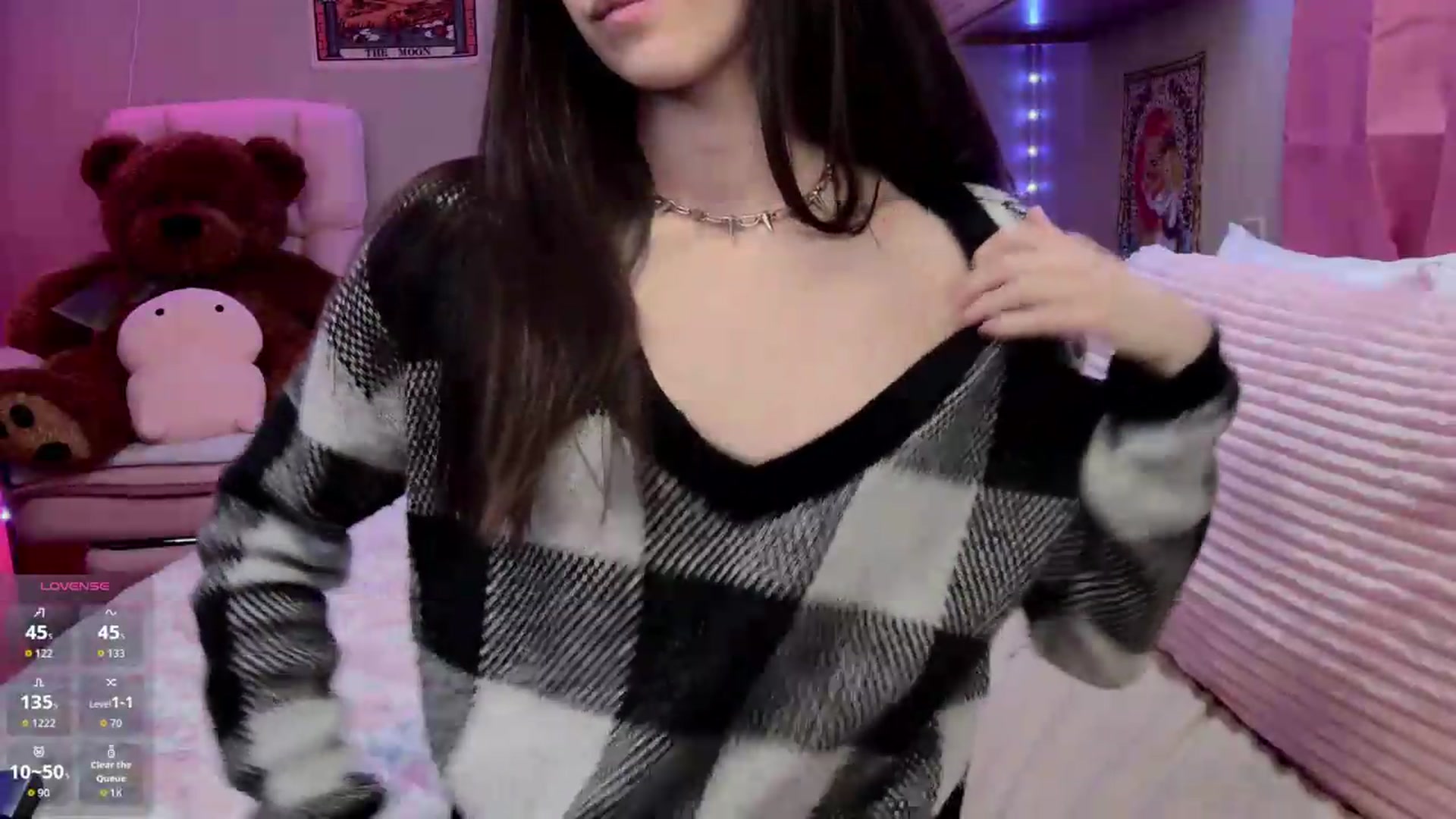 Gallery image thumbnail from Skybaby69's myfreecams stream on, 04/26/2026, 24:46 image 16 of 20