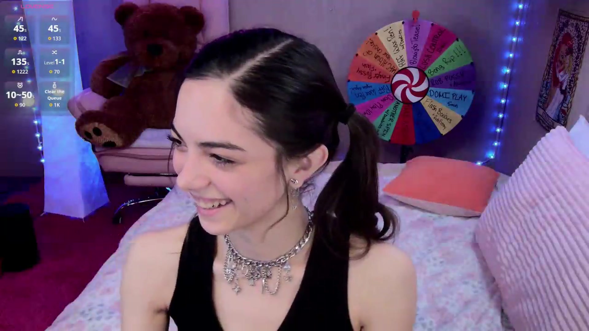Gallery image thumbnail from Skybaby69's myfreecams stream on, 04/28/2026, 02:42 image 5 of 20