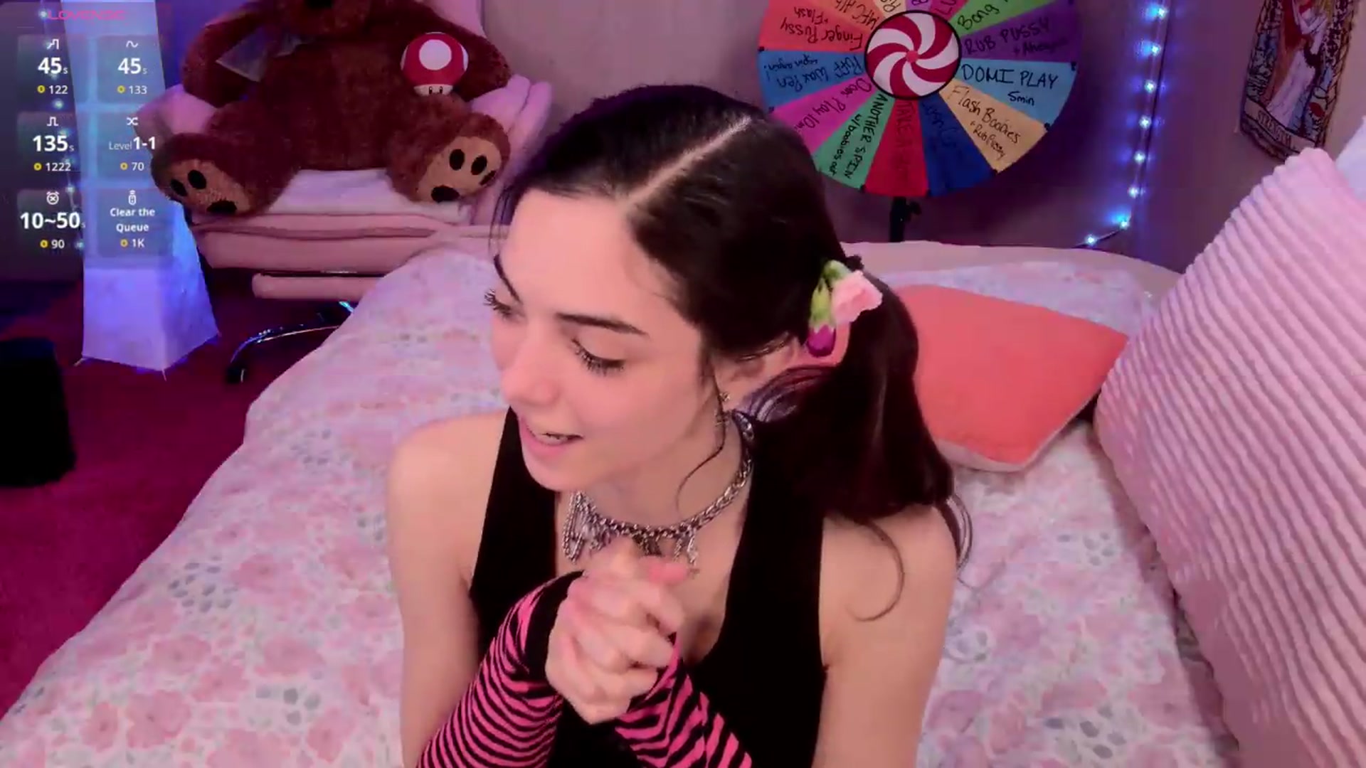 Gallery image thumbnail from Skybaby69's myfreecams stream on, 04/28/2026, 02:42 image 19 of 20