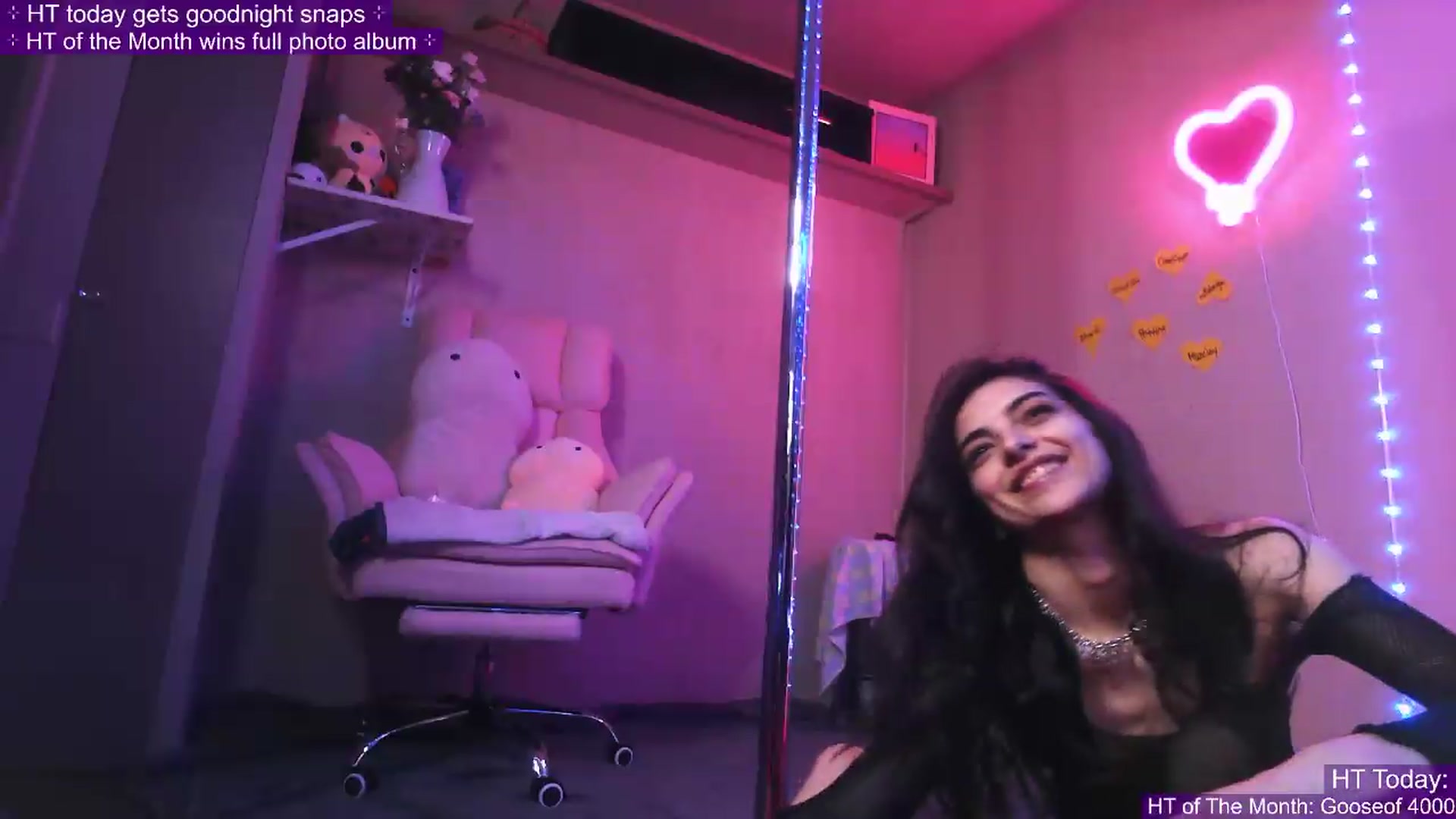 Gallery image thumbnail from Skybaby69's myfreecams stream on, 05/09/2026, 05:11 image 18 of 20