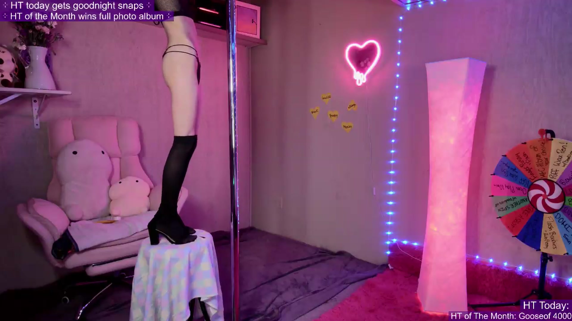 Gallery image thumbnail from Skybaby69's myfreecams stream on, 05/09/2026, 05:11 image 11 of 20