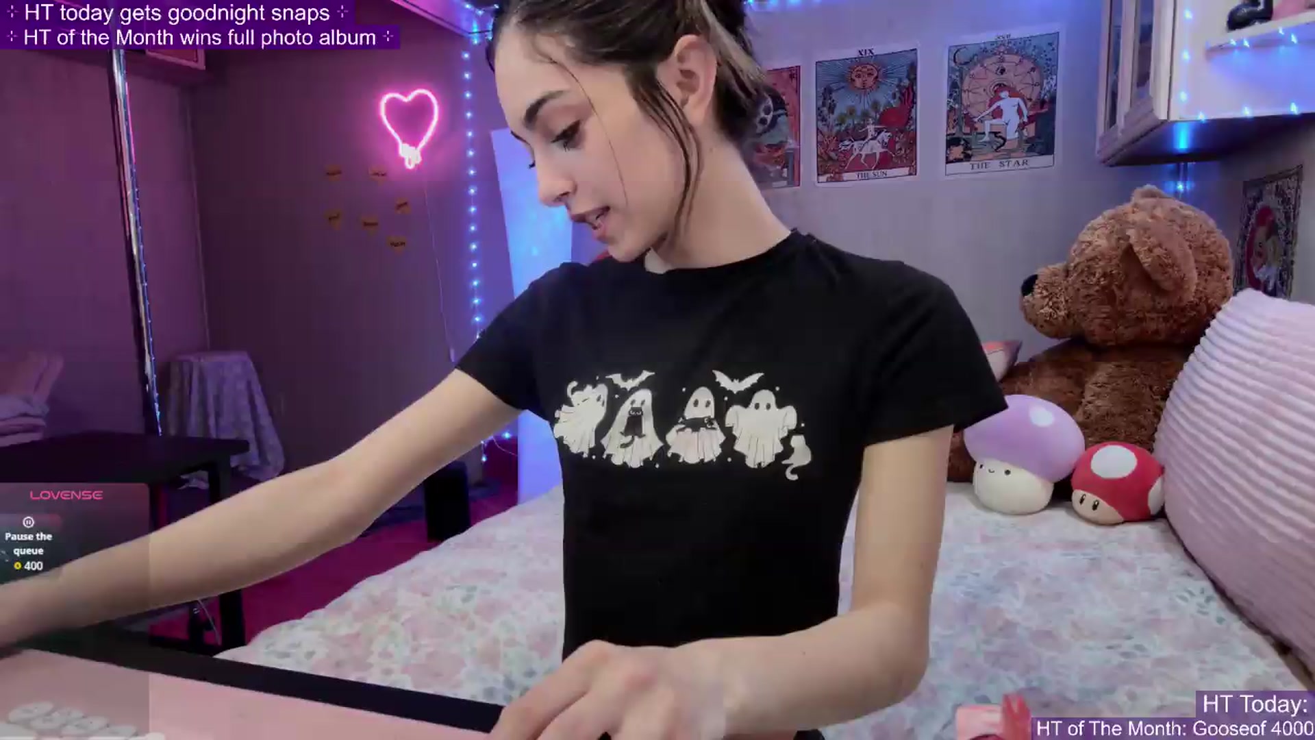 Gallery image thumbnail from Skybaby69's myfreecams stream on, 05/11/2026, 05:32 image 1 of 20